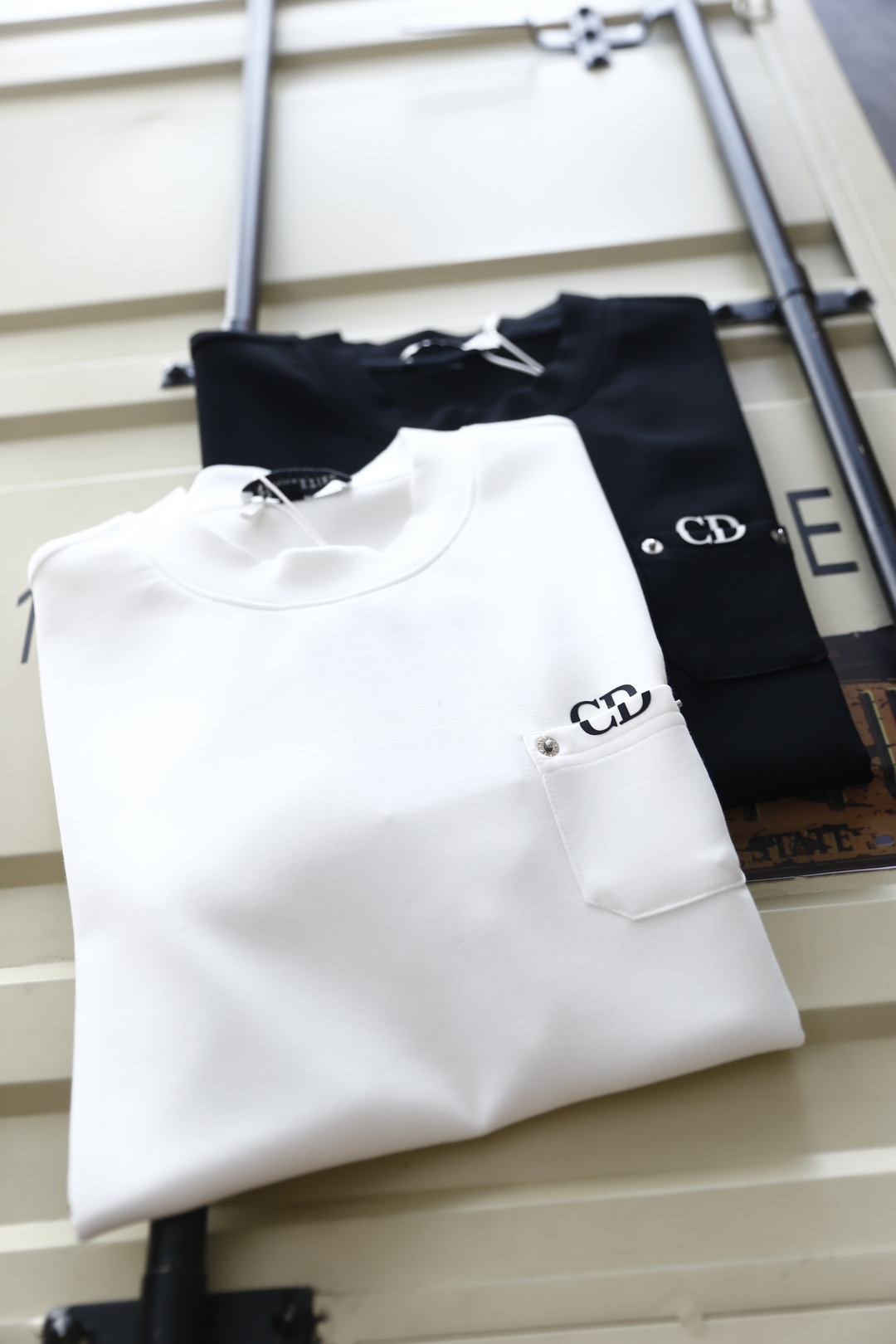 🔥迪奥/Christian Di*r.2025秋季新款！时尚男士圆领短袖🍃采用进口舒适莫代尔棉面料👍衣橱