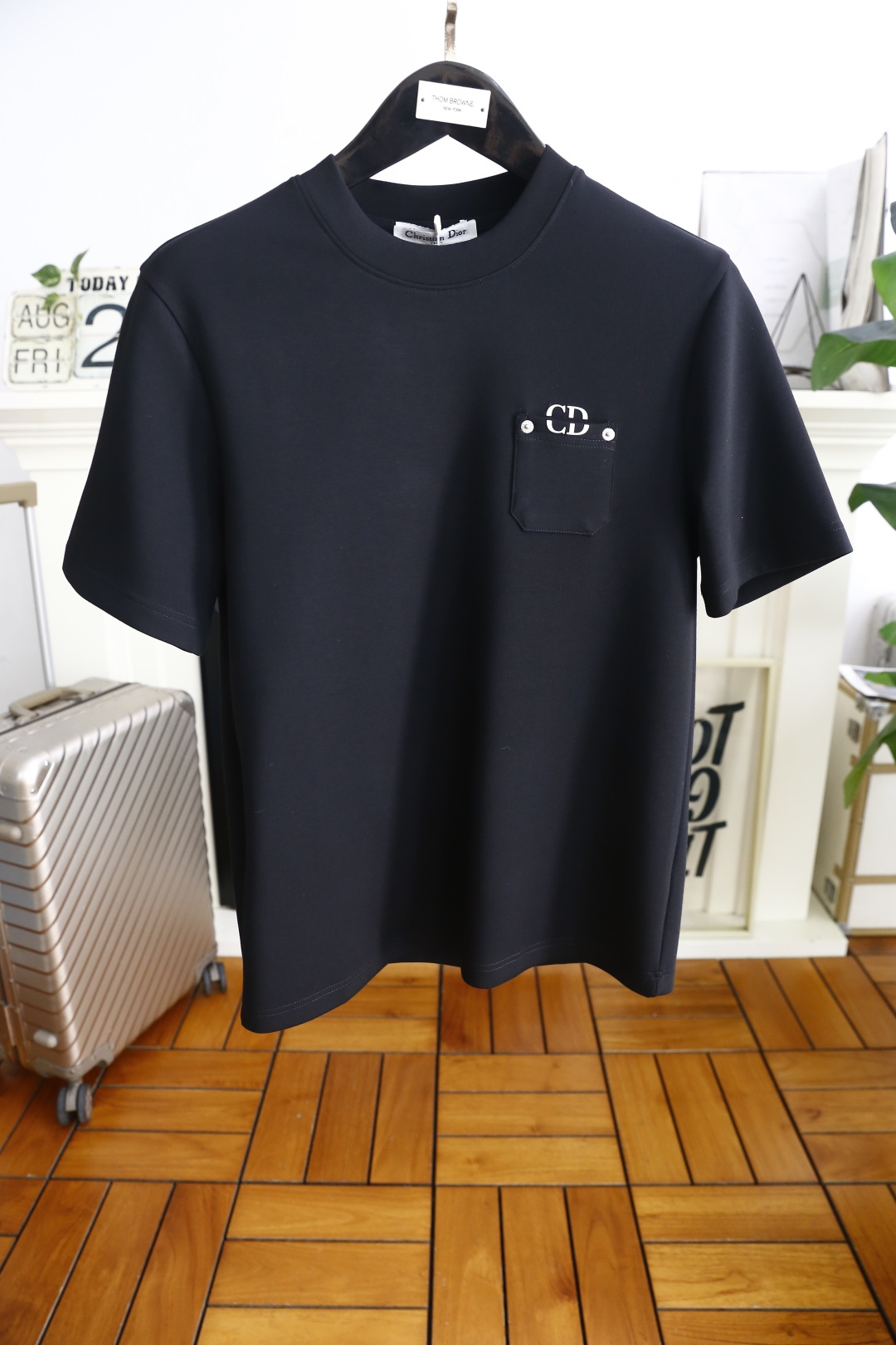 🔥迪奥/Christian Di*r.2025秋季新款！时尚男士圆领短袖🍃采用进口舒适莫代尔棉面料👍衣橱