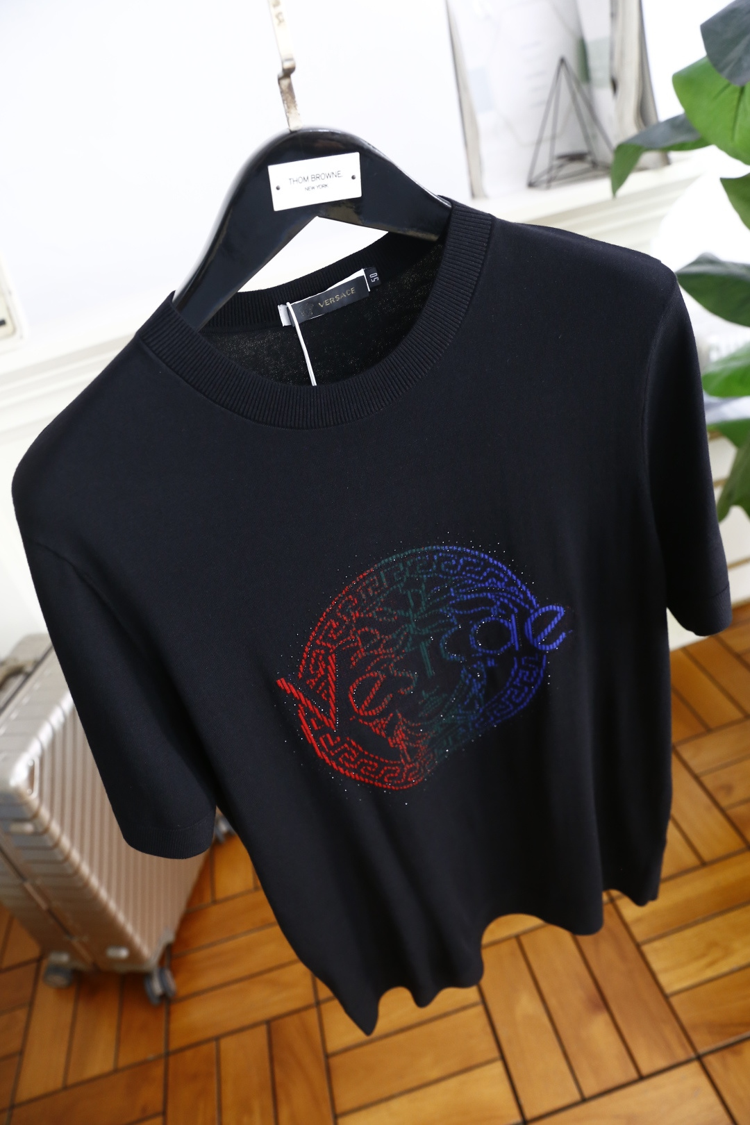 🔥范思泽/Ver*ace.2025秋季新款🆕时尚男士圆领短袖针织衫！奢华经典品牌美杜莎LOGO设计！高级