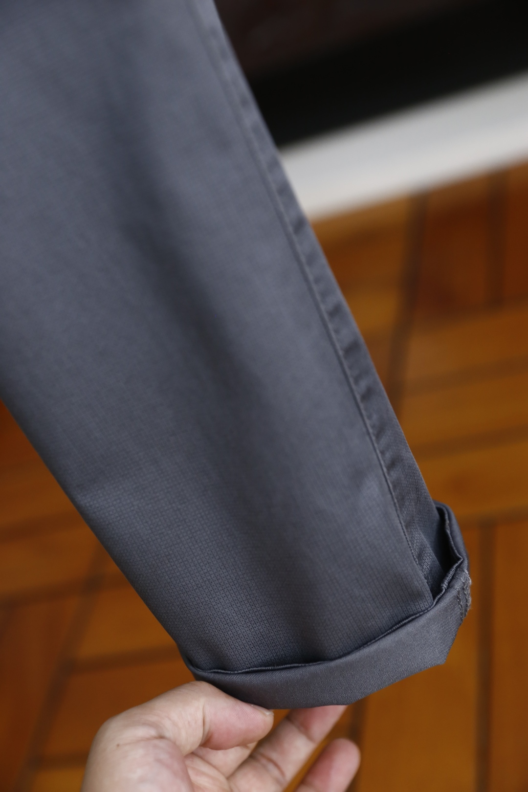 🔥芬迪/Fe*di.2025夏季时尚男士休闲西裤！采用舒适透气面料，奢华经典品牌LOGO设计！上身随意舒