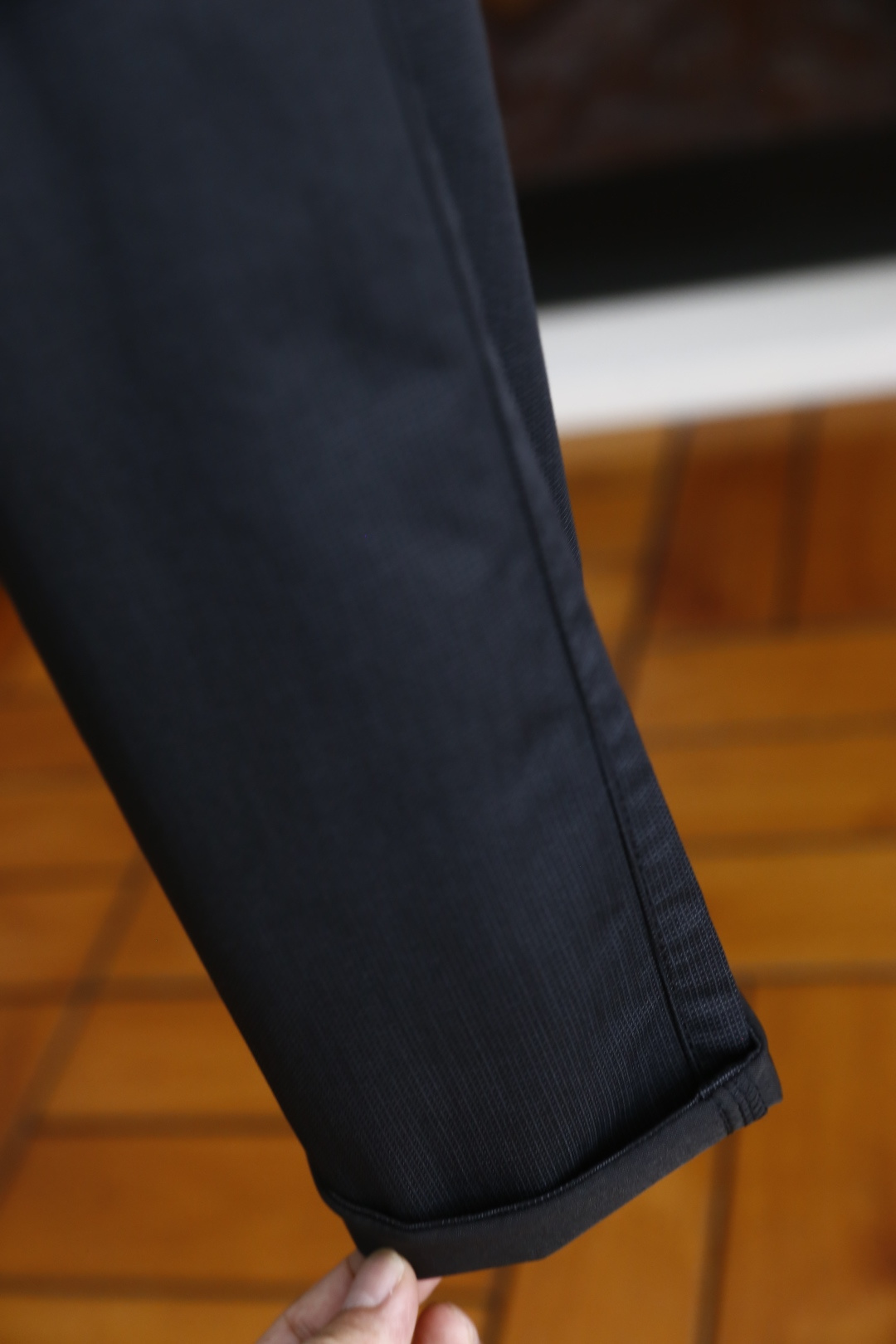 🔥芬迪/Fe*di.2025夏季时尚男士休闲西裤！采用舒适透气面料，奢华经典品牌LOGO设计！上身随意舒