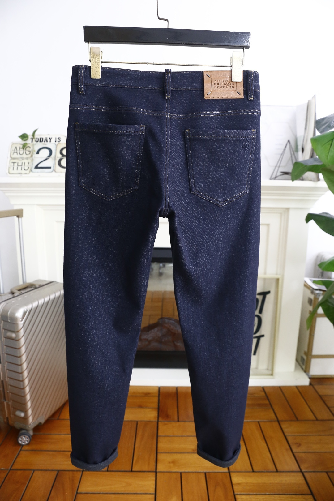 🔥马丁马吉拉.2025秋季新品原单高端男士牛仔裤！奢华经典品牌🔢LOGO配饰 身穿着非常舒适 低调不失奢