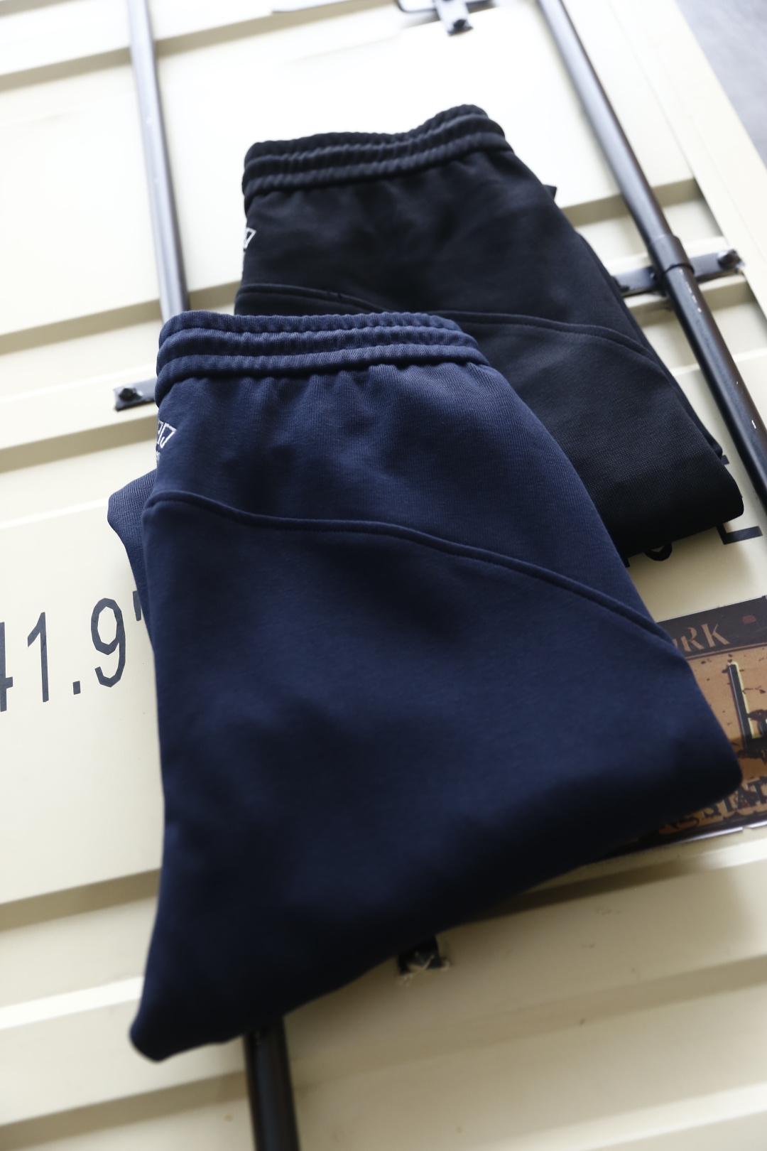 🔥纪梵*/Give*chy.2025秋季时尚新品男士休闲裤！采用进口舒适保暖面料，奢华经典品牌LOGO设