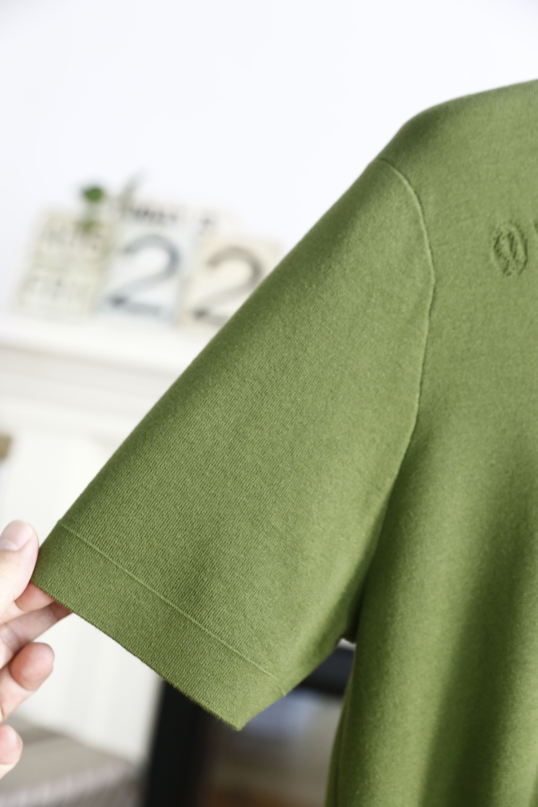 🔥LULU.2025秋季新款🆕时尚男士圆领短袖针织衫！奢华经典定制LOGO设计！高级定制百搭款式 任何人