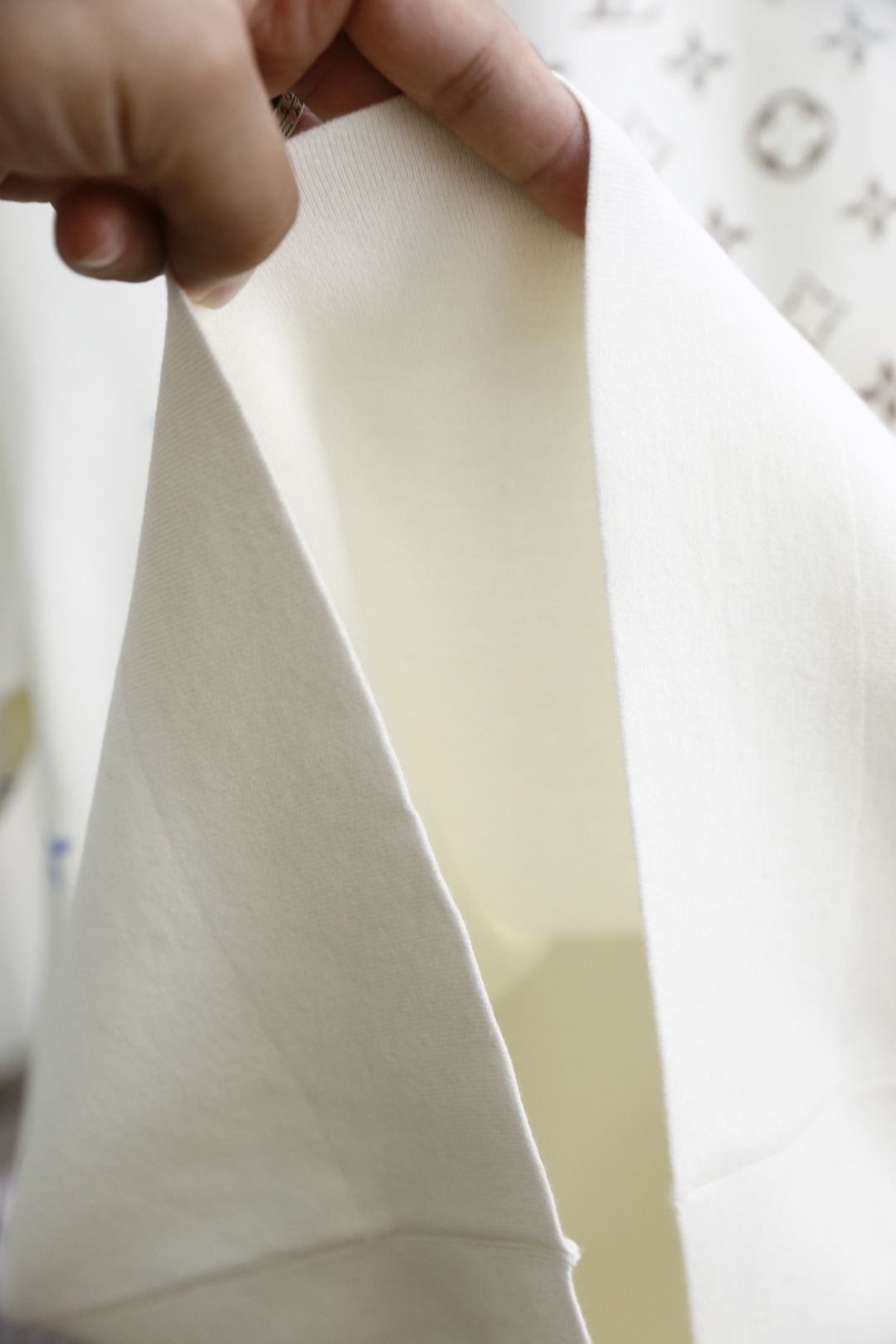 🔥路易威*/LV.2025秋季新款🆕时尚男士圆领短袖针织衫！奢华经典品牌LOGO设计！高级定制百搭款式 