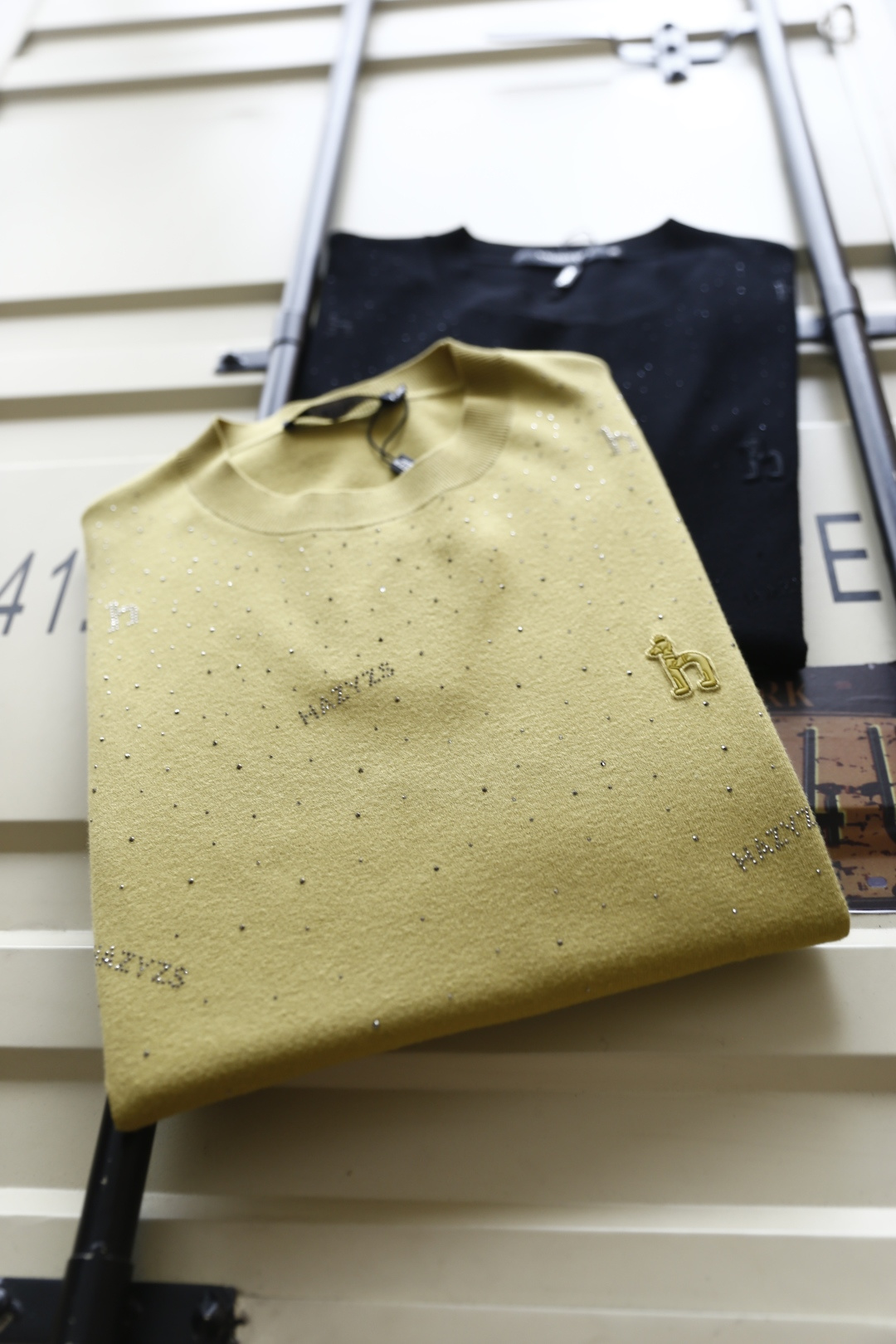 🔥爱马仕.2025秋季新款🆕时尚男士圆领短袖针织衫！奢华经典品牌元素LOGO设计！高级定制百搭款式 任何