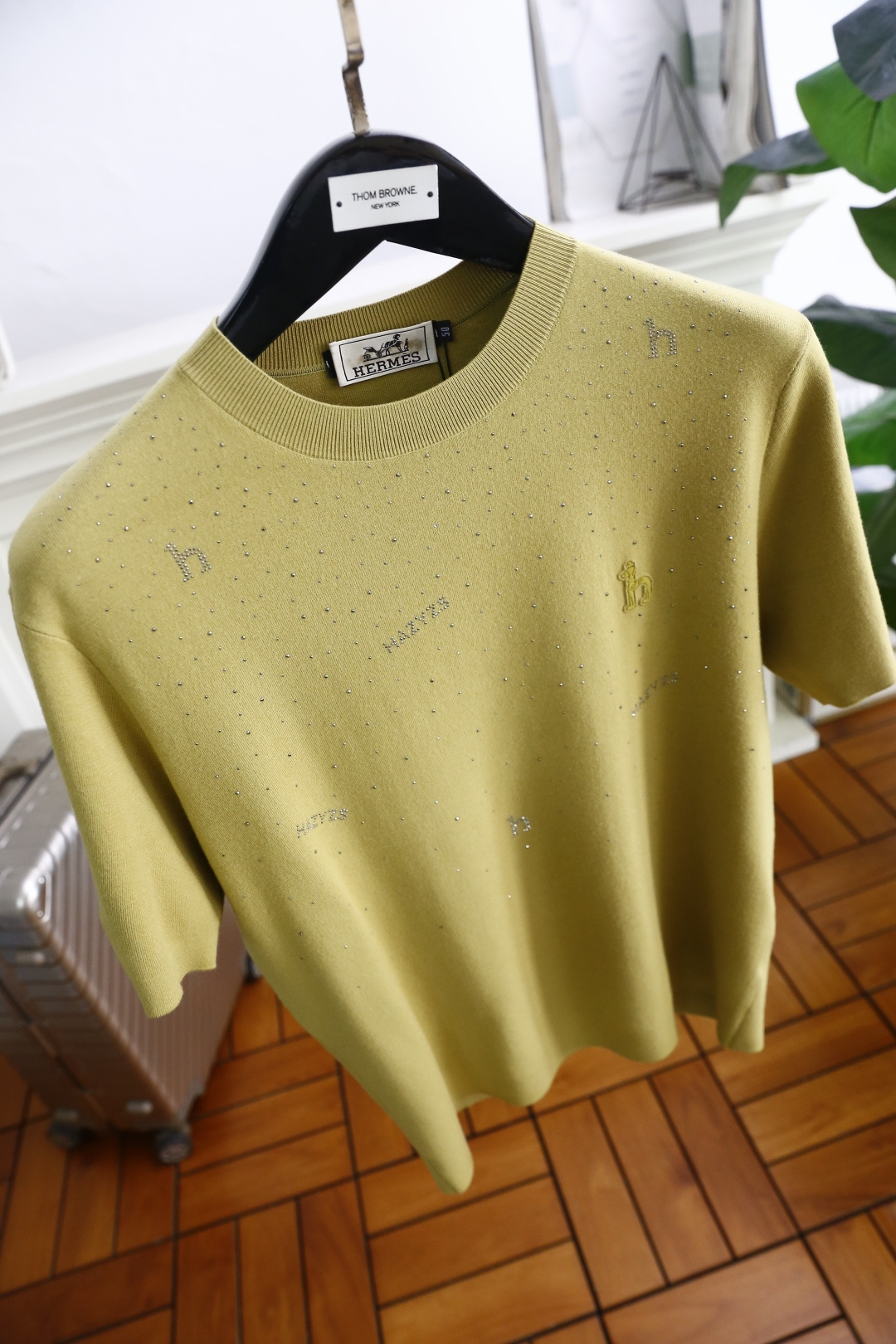 🔥爱马仕.2025秋季新款🆕时尚男士圆领短袖针织衫！奢华经典品牌元素LOGO设计！高级定制百搭款式 任何