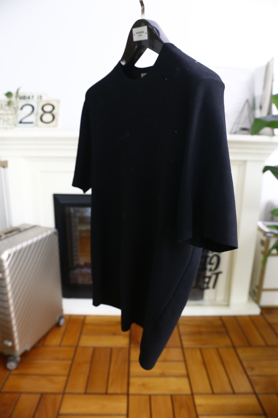 🔥爱马仕.2025秋季新款🆕时尚男士圆领短袖针织衫！奢华经典品牌元素LOGO设计！高级定制百搭款式 任何