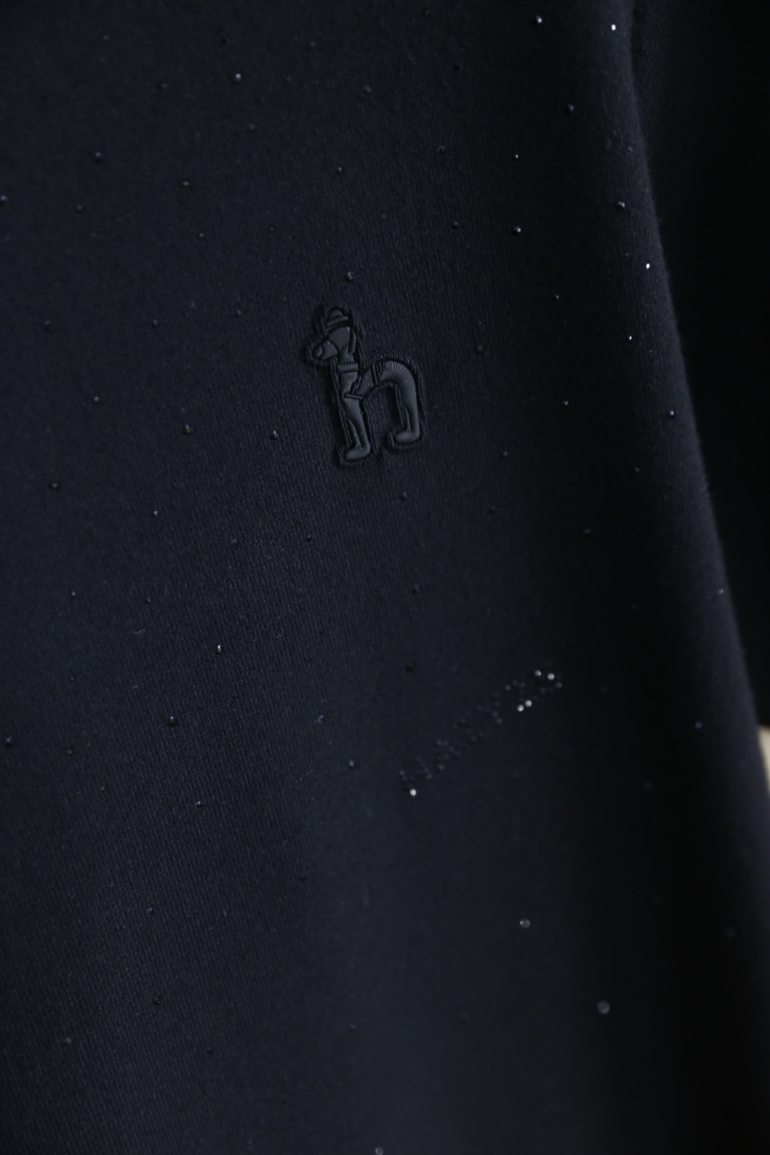 🔥爱马仕.2025秋季新款🆕时尚男士圆领短袖针织衫！奢华经典品牌元素LOGO设计！高级定制百搭款式 任何