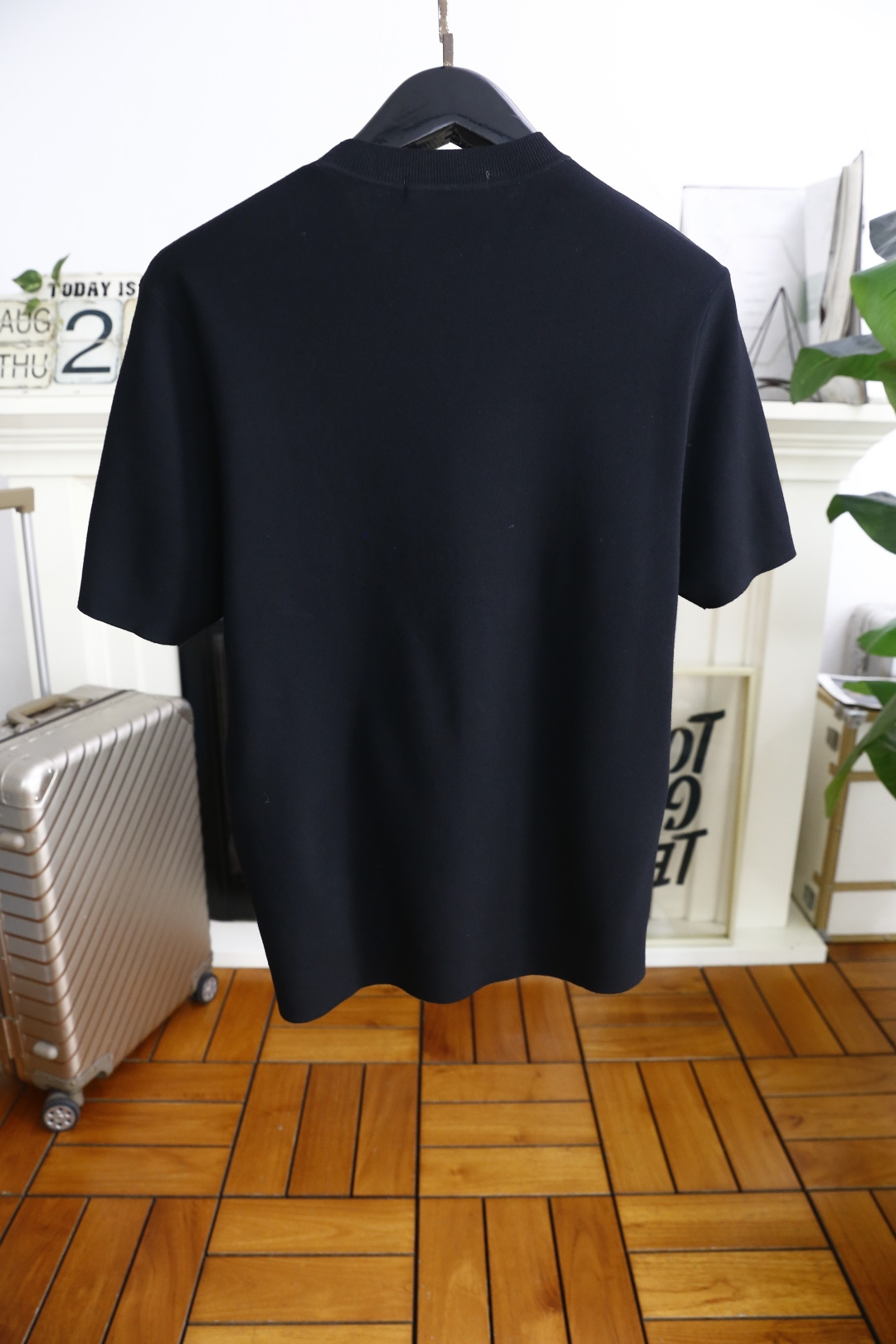 🔥爱马仕.2025秋季新款🆕时尚男士圆领短袖针织衫！奢华经典品牌元素LOGO设计！高级定制百搭款式 任何