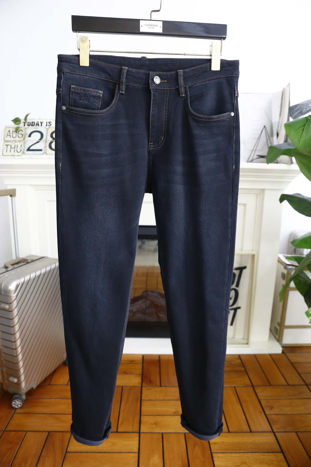 🔥巴宝丽/Bur*erry.2025秋季新品时尚男士深色百搭牛仔裤👖采用客供水洗弹力牛仔裤！奢华经典品牌