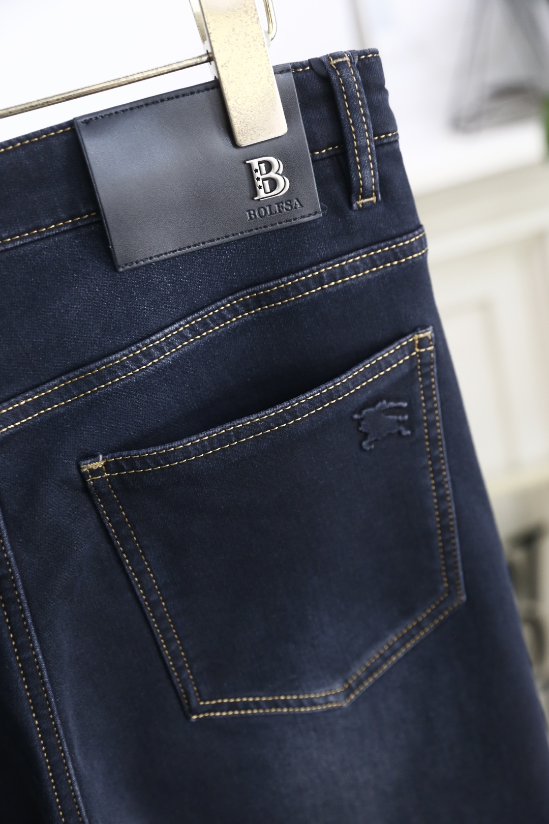 🔥巴宝丽/Bur*erry.2025秋季新品时尚男士深色百搭牛仔裤👖采用客供水洗弹力牛仔裤！奢华经典品牌