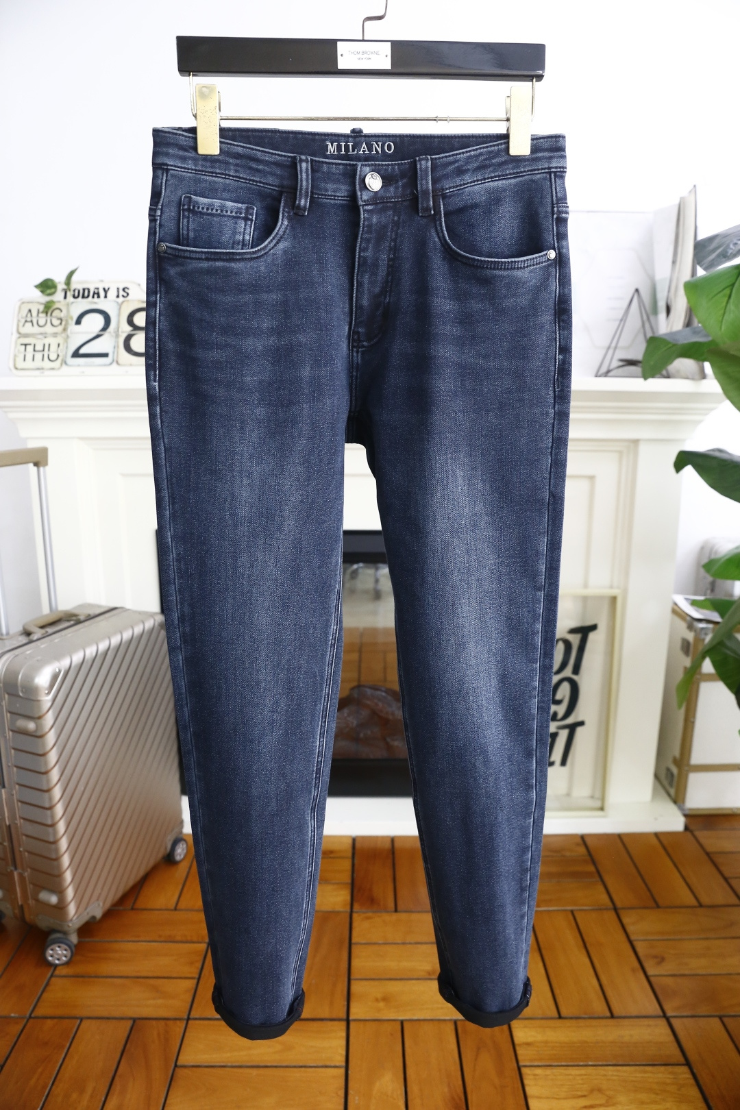 🔥普拉*/Pr*da.25秋季新品时尚男士牛仔裤👖采用客供水洗弹力牛仔裤！奢华经典三角标Logo设计！时