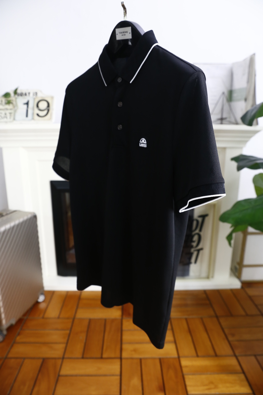 🔥路易威*/Louis Vuitt*n.夏季最后一批翻领短袖回货😎😎男士经典时尚翻领Polo短袖👍🏻时尚