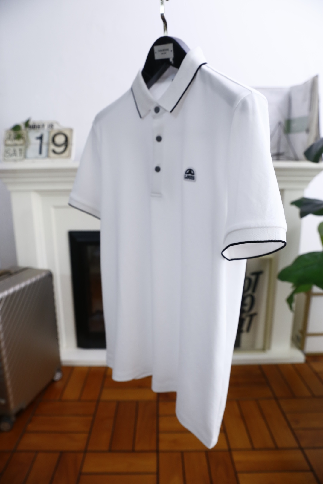 🔥路易威*/Louis Vuitt*n.夏季最后一批翻领短袖回货😎😎男士经典时尚翻领Polo短袖👍🏻时尚