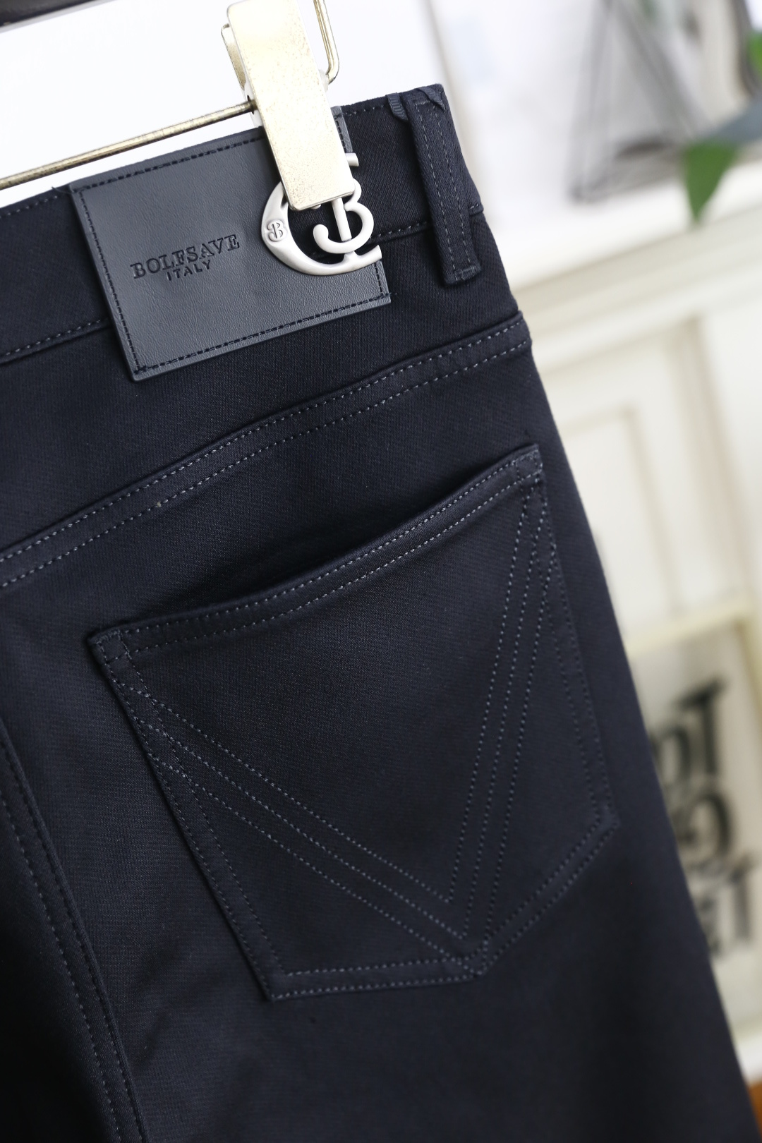 🔥葆蝶家.2025早秋新品时尚男士深色休闲裤👖采用客供水洗弹力布面料！奢华经典定制LOGO设计！时尚潮流