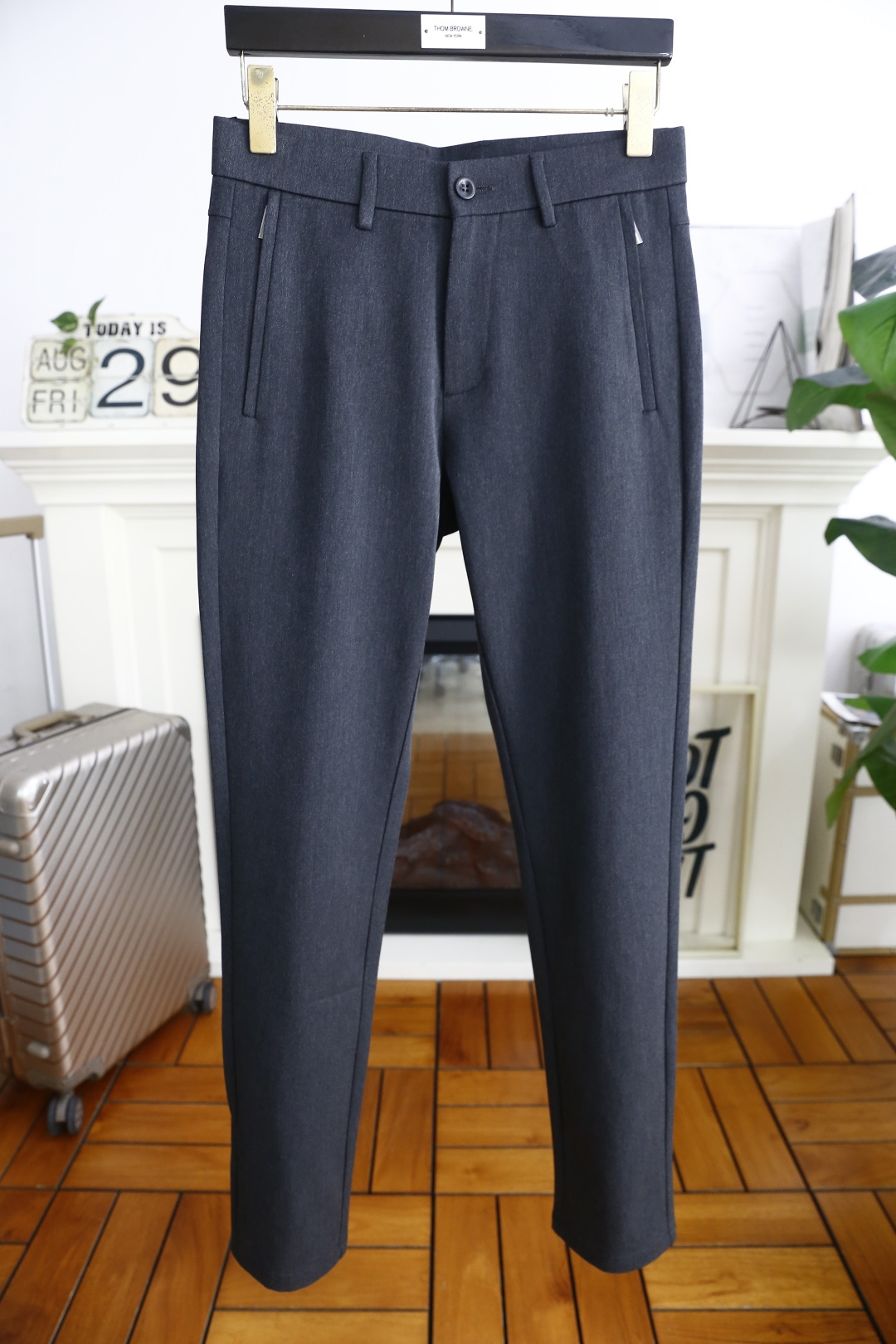 🔥迪奥/Christian Di*r.2025秋季新品时尚男士休闲西裤！采用舒适棉面料，奢华经典品牌字母