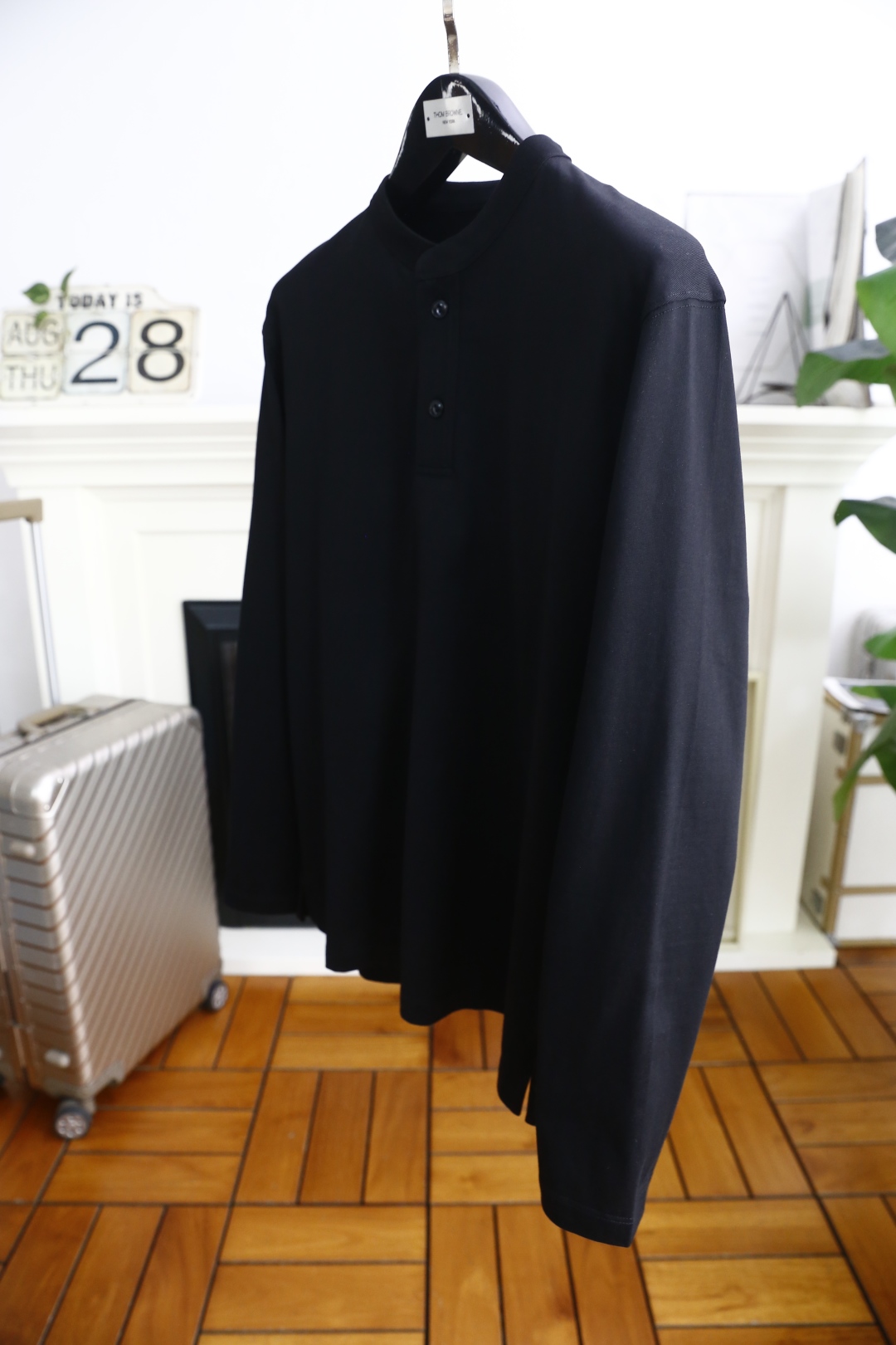 🔥lP🆕.2025夏季新品男士长袖🆕奢华经典净版元素设计，采用舒适丝光棉面料👍🏼保暖极佳 可防静电手感舒