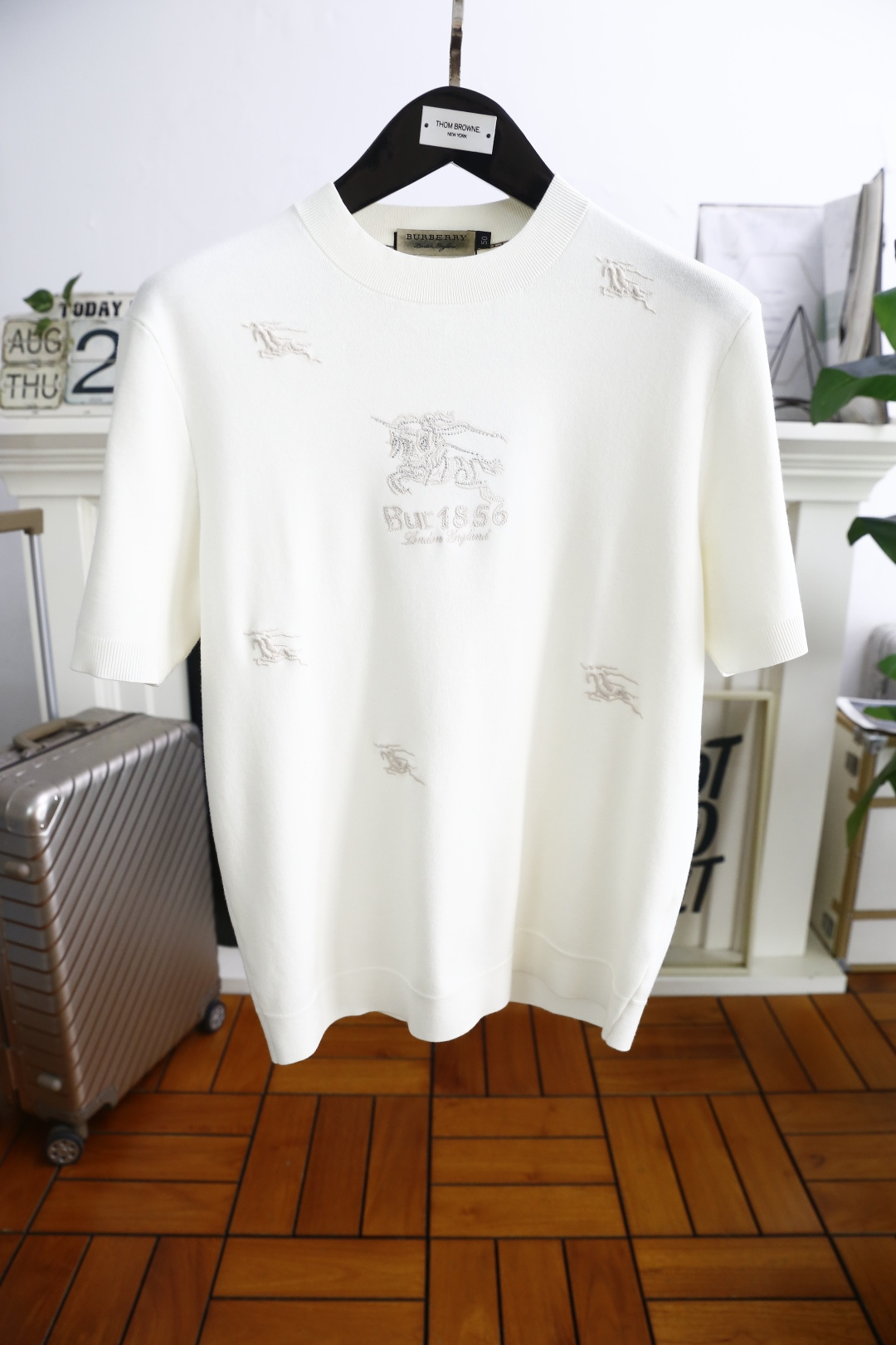 🔥巴宝丽/Burb*rry.2025秋季新品时尚男士打底针织衫！时尚经典圆领设计！奢华经典品牌战马LOG