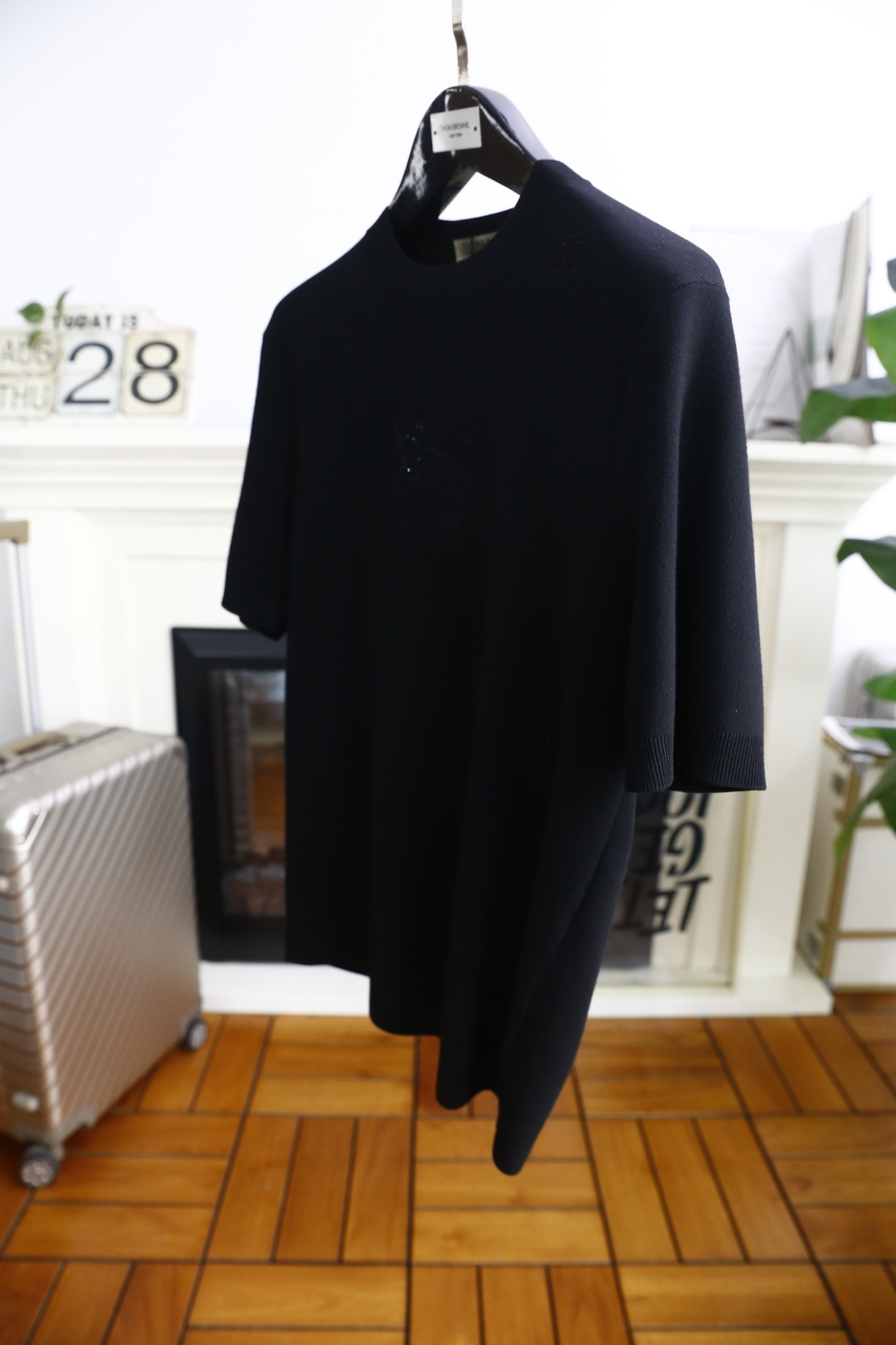 🔥巴宝丽/Burb*rry.2025秋季新品时尚男士打底针织衫！时尚经典圆领设计！奢华经典品牌战马LOG