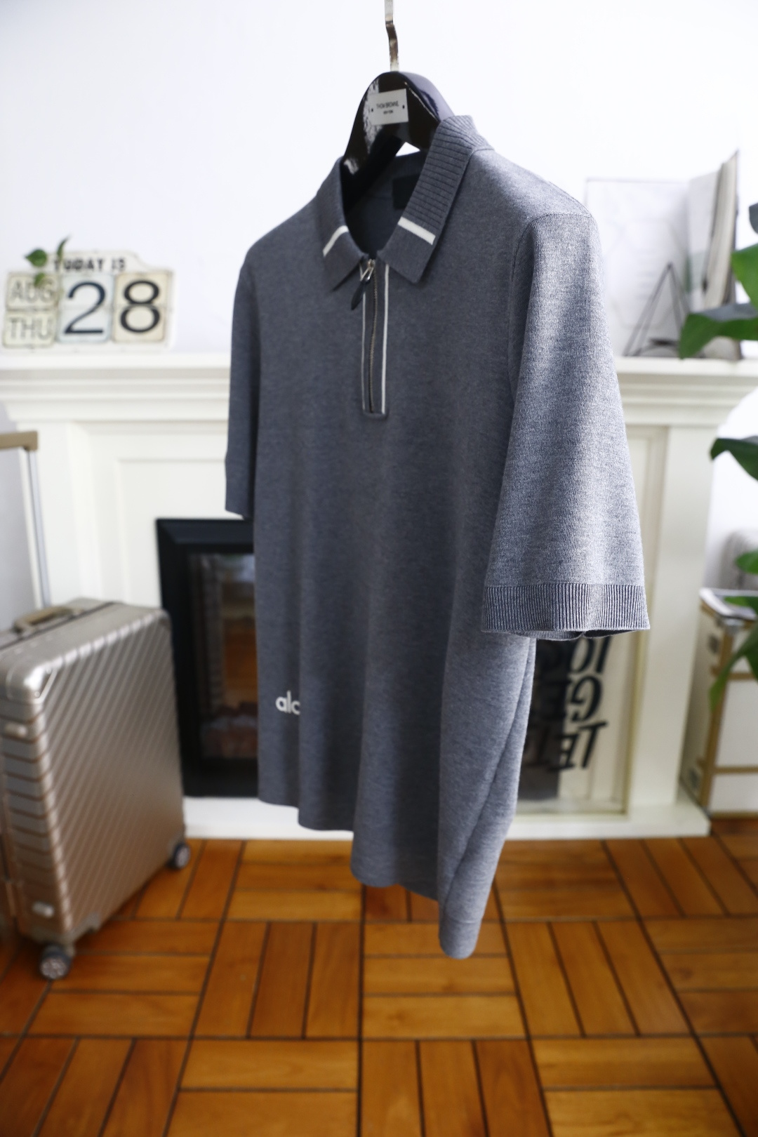 🔥alo.2025秋季新品男士翻领拉链POLO针织衫👍🏼高级定制百搭款式 任何人都可以轻松驾驭 采用高档