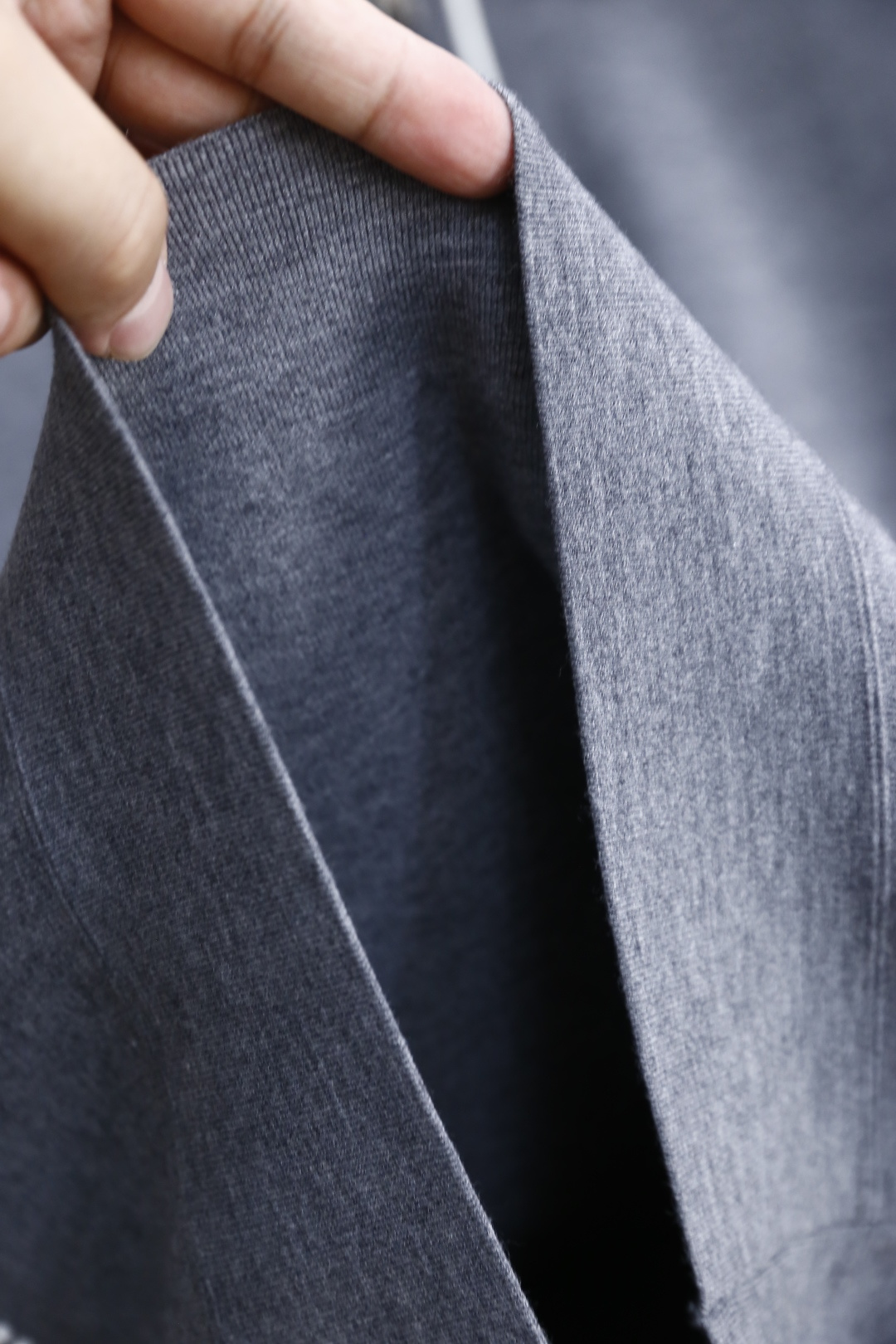 🔥alo.2025秋季新品男士翻领拉链POLO针织衫👍🏼高级定制百搭款式 任何人都可以轻松驾驭 采用高档