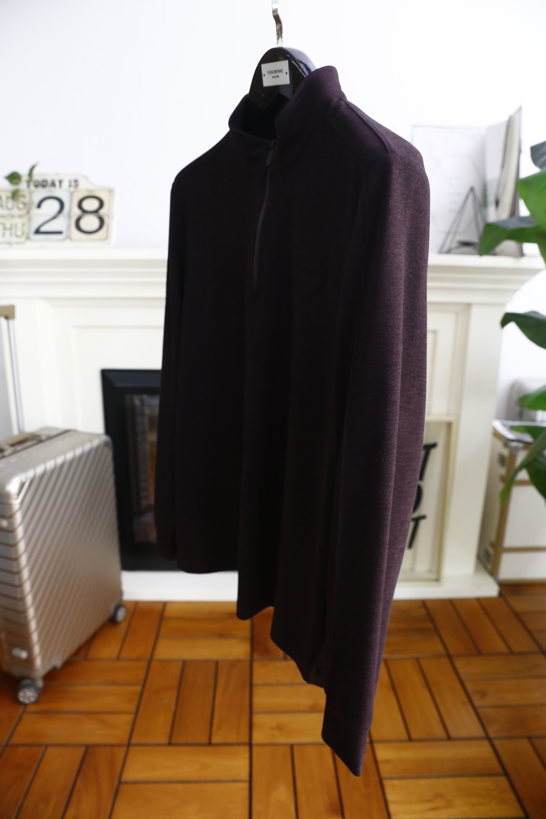 🔥普拉*/Pr*da.2025秋季新品时尚男士立领拉链长袖衫👍奢华品牌三角标LOGO设计！绝对经得起时间