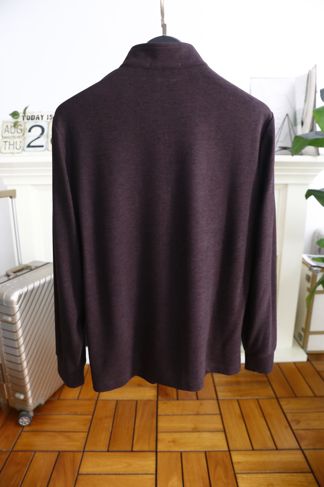 🔥普拉*/Pr*da.2025秋季新品时尚男士立领拉链长袖衫👍奢华品牌三角标LOGO设计！绝对经得起时间