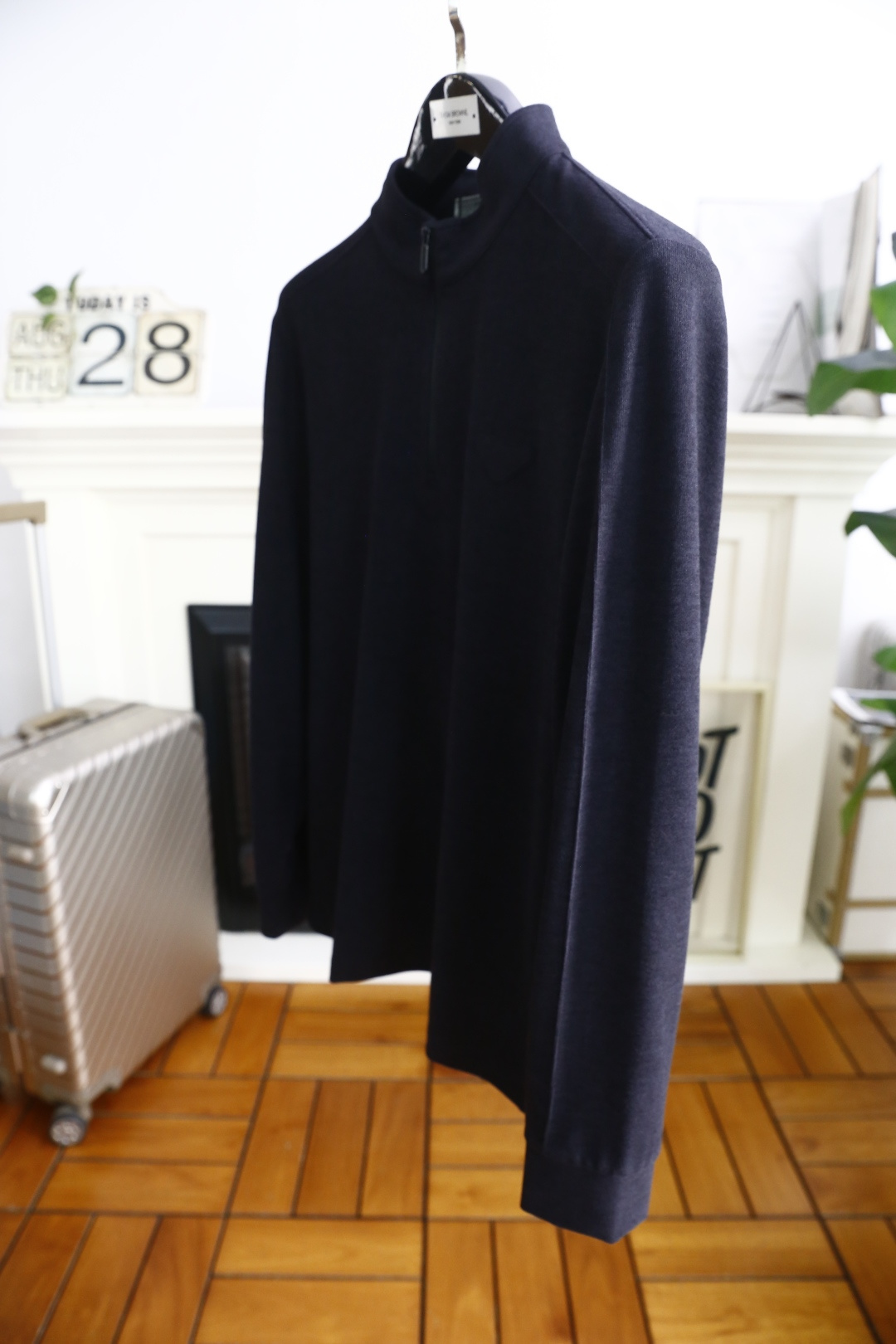 🔥普拉*/Pr*da.2025秋季新品时尚男士立领拉链长袖衫👍奢华品牌三角标LOGO设计！绝对经得起时间