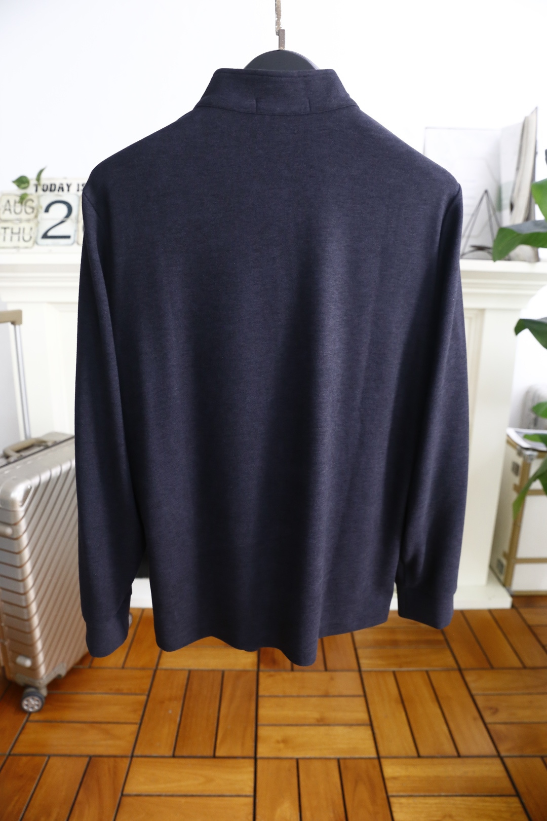 🔥普拉*/Pr*da.2025秋季新品时尚男士立领拉链长袖衫👍奢华品牌三角标LOGO设计！绝对经得起时间