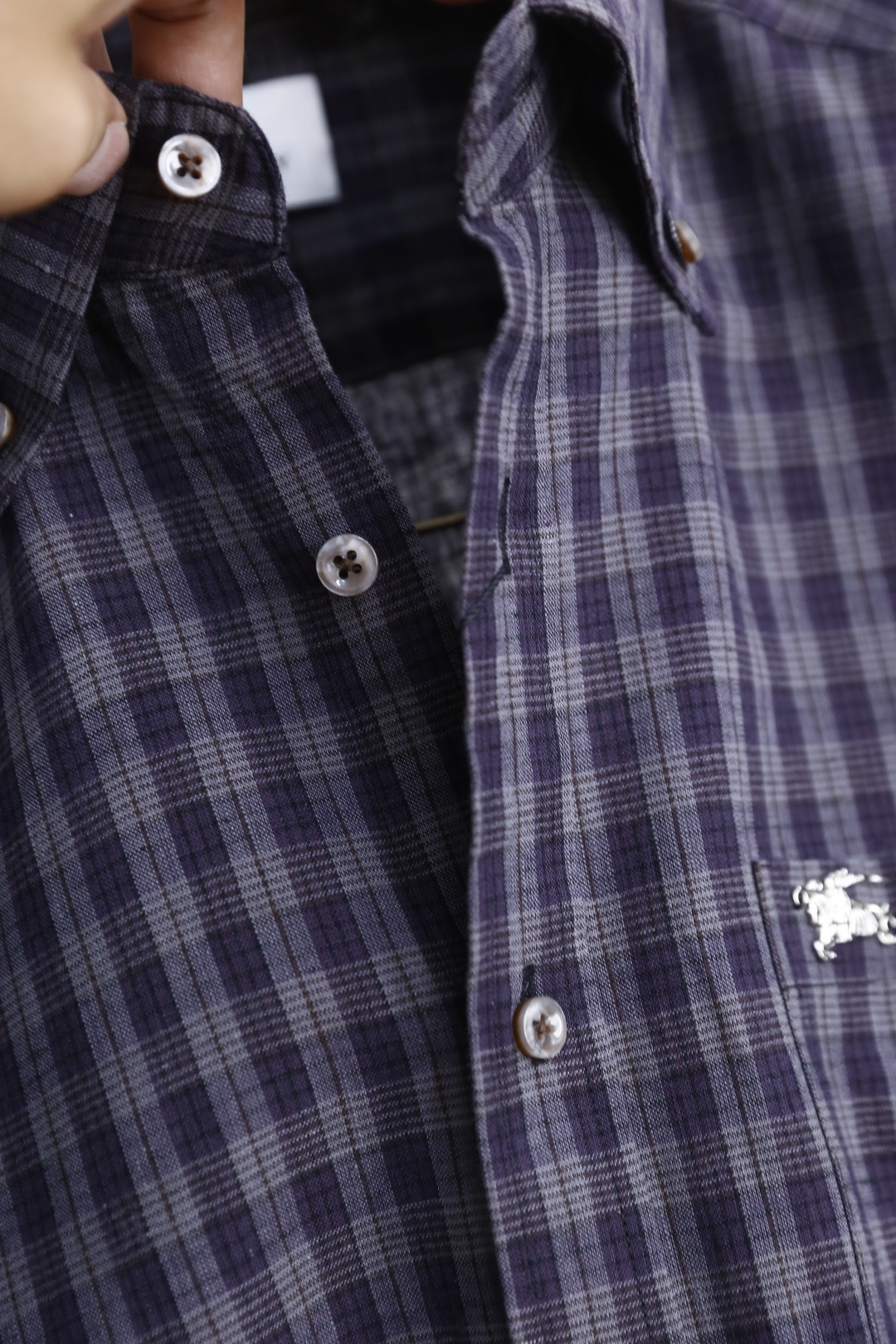 🔥巴宝丽/Burb*rry.25新品男士时尚经典格子衬衫👔上身超帅！欧洲专柜同款单品，随意百搭！奢华经典