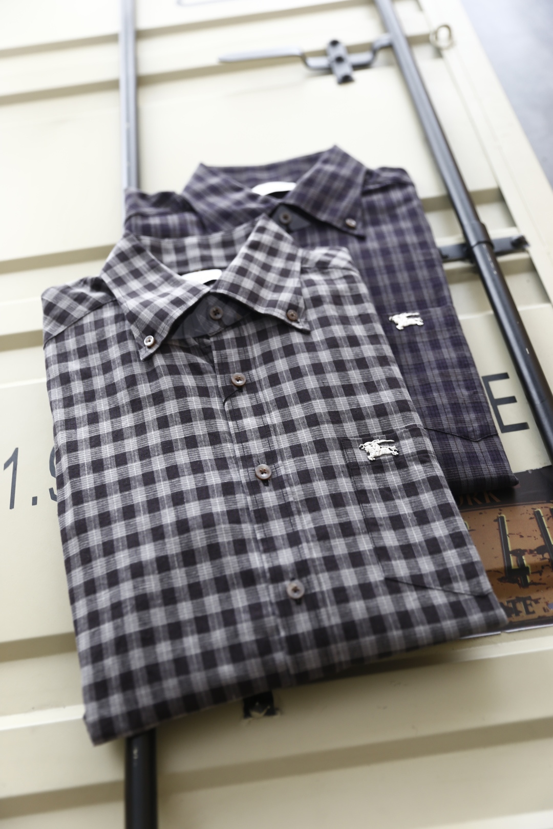 🔥巴宝丽/Burb*rry.25新品男士时尚经典格子衬衫👔上身超帅！欧洲专柜同款单品，随意百搭！奢华经典