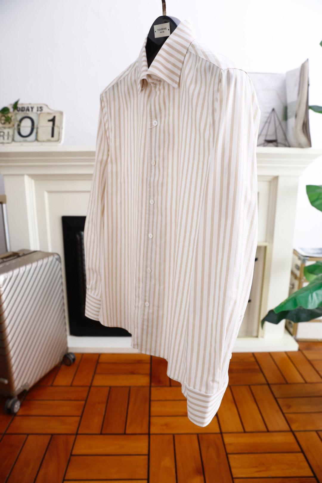 🔥爱马*/Herm*s.25秋季时尚经典条纹衬衫👔上身超帅！欧洲专柜同款单品，随意百搭！奢华经典品牌元素