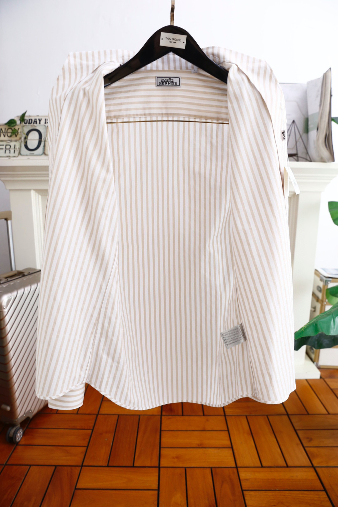 🔥爱马*/Herm*s.25秋季时尚经典条纹衬衫👔上身超帅！欧洲专柜同款单品，随意百搭！奢华经典品牌元素
