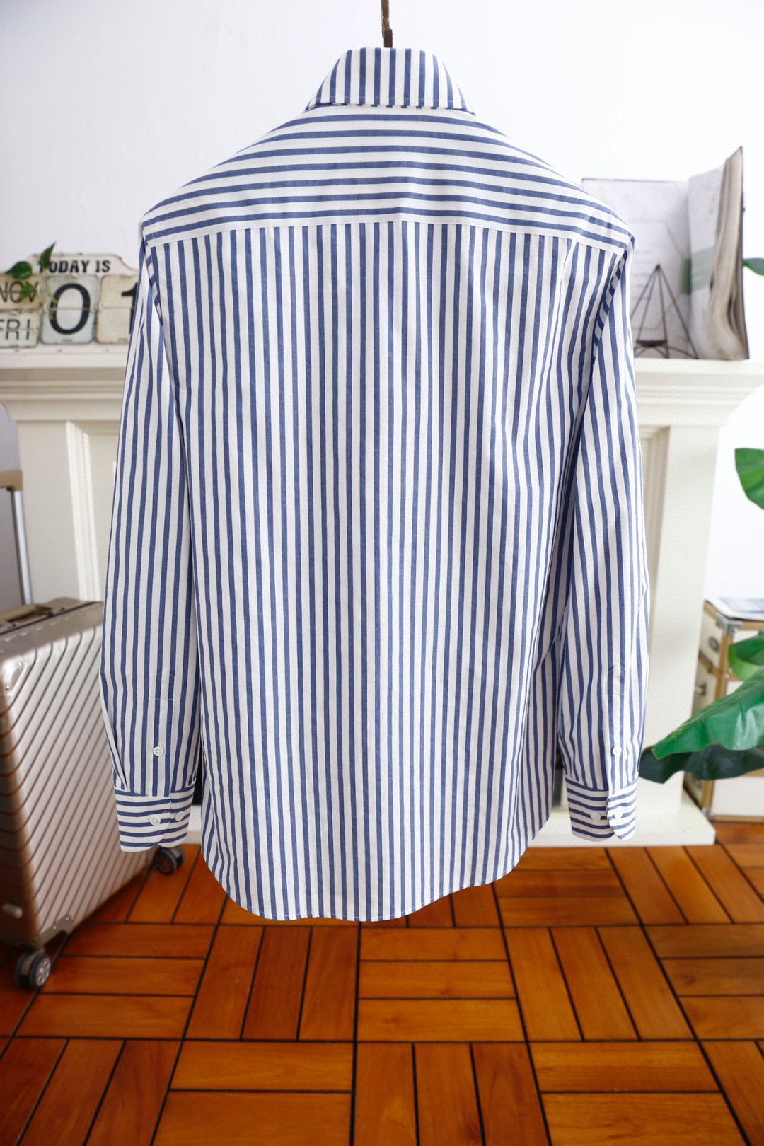 🔥爱马*/Herm*s.25秋季时尚经典条纹衬衫👔上身超帅！欧洲专柜同款单品，随意百搭！奢华经典品牌元素