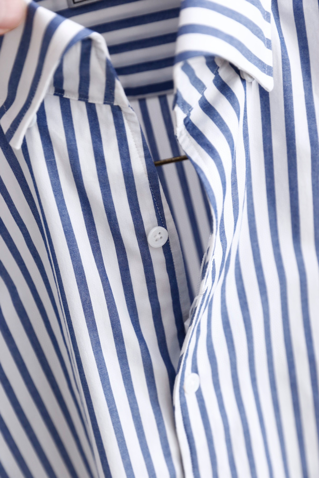 🔥爱马*/Herm*s.25秋季时尚经典条纹衬衫👔上身超帅！欧洲专柜同款单品，随意百搭！奢华经典品牌元素