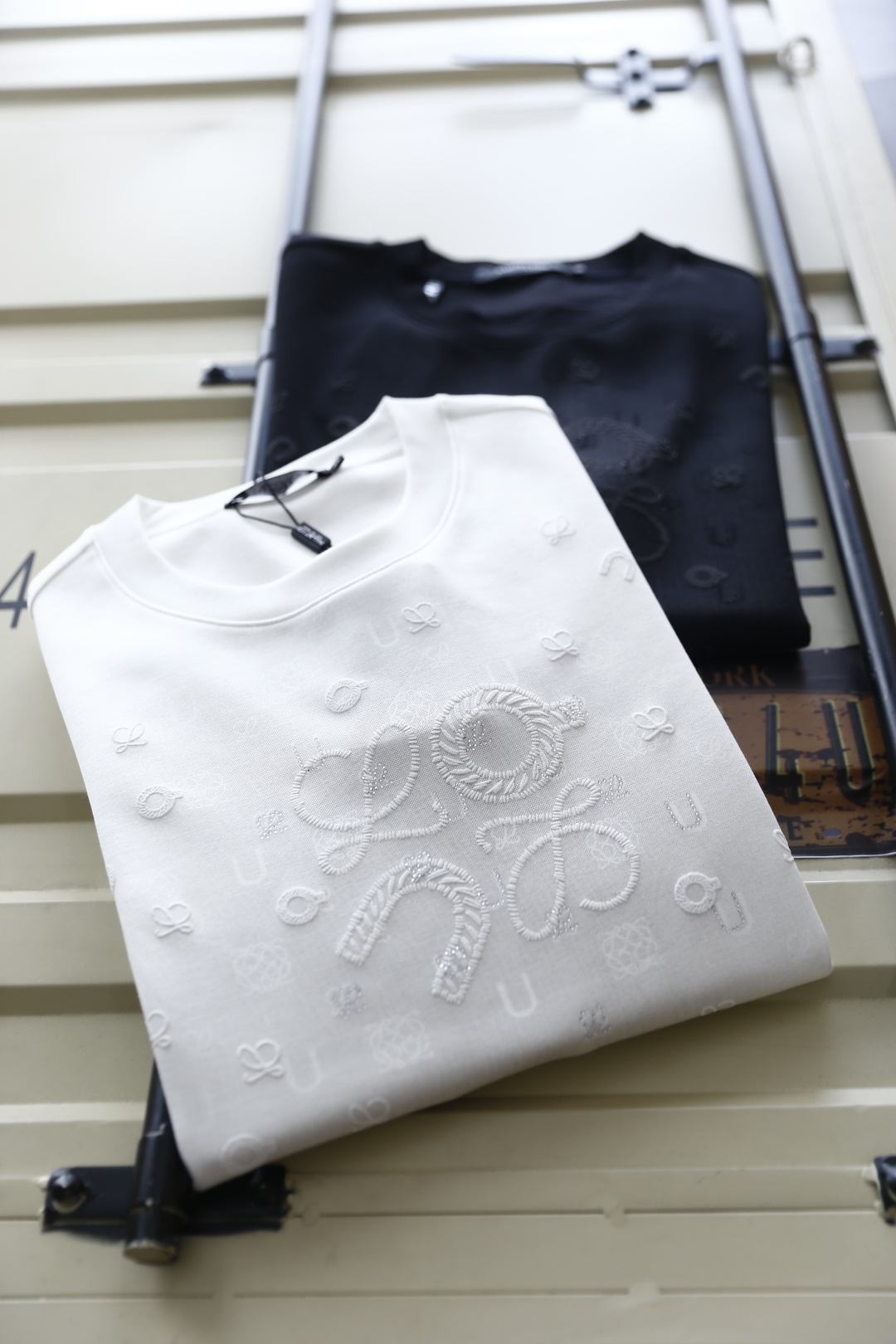 🔥罗意威.2025秋季新品时尚男士圆领卫衣🔥奢华经典品牌LOGO设计！绝对经得起时间的考验！！采用高档舒