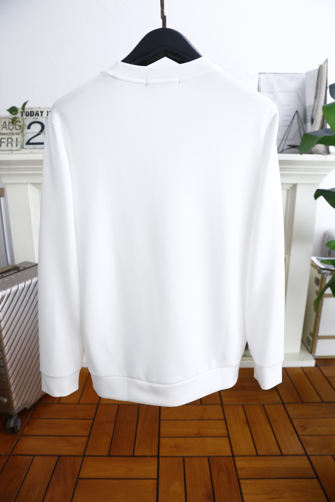 🔥罗意威.2025秋季新品时尚男士圆领卫衣🔥奢华经典品牌LOGO设计！绝对经得起时间的考验！！采用高档舒