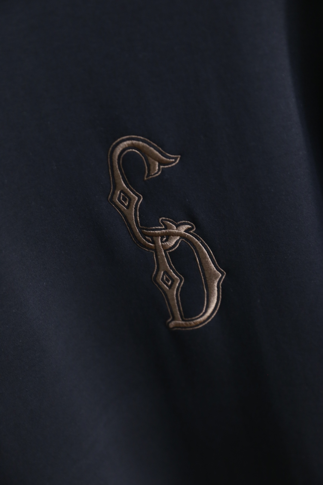 🔥迪奥/Christian D*or.2025秋季男士短袖👍🏼时尚经典圆领宽松版型设计！胸前品牌定制LO