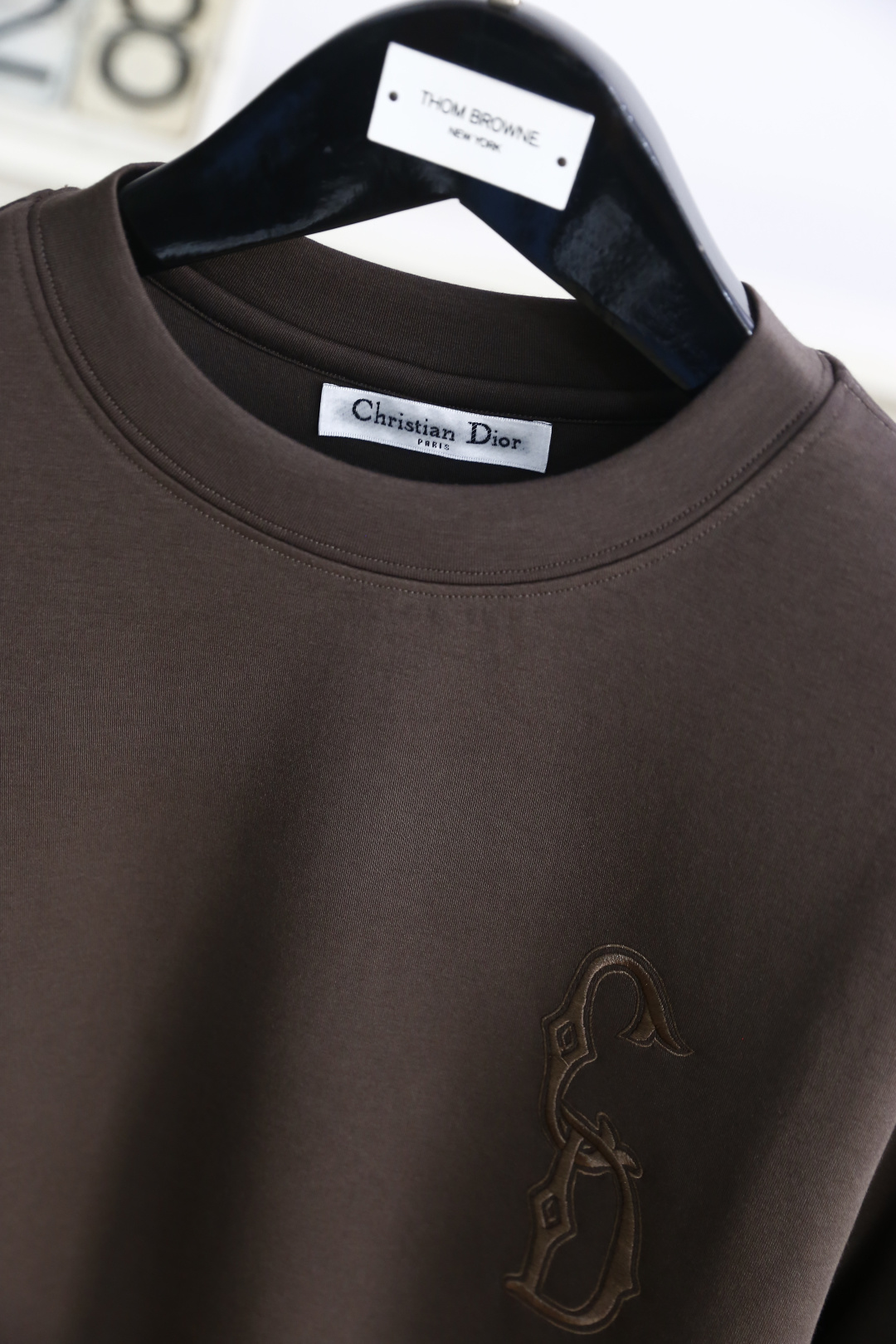 🔥迪奥/Christian D*or.2025秋季男士短袖👍🏼时尚经典圆领宽松版型设计！胸前品牌定制LO