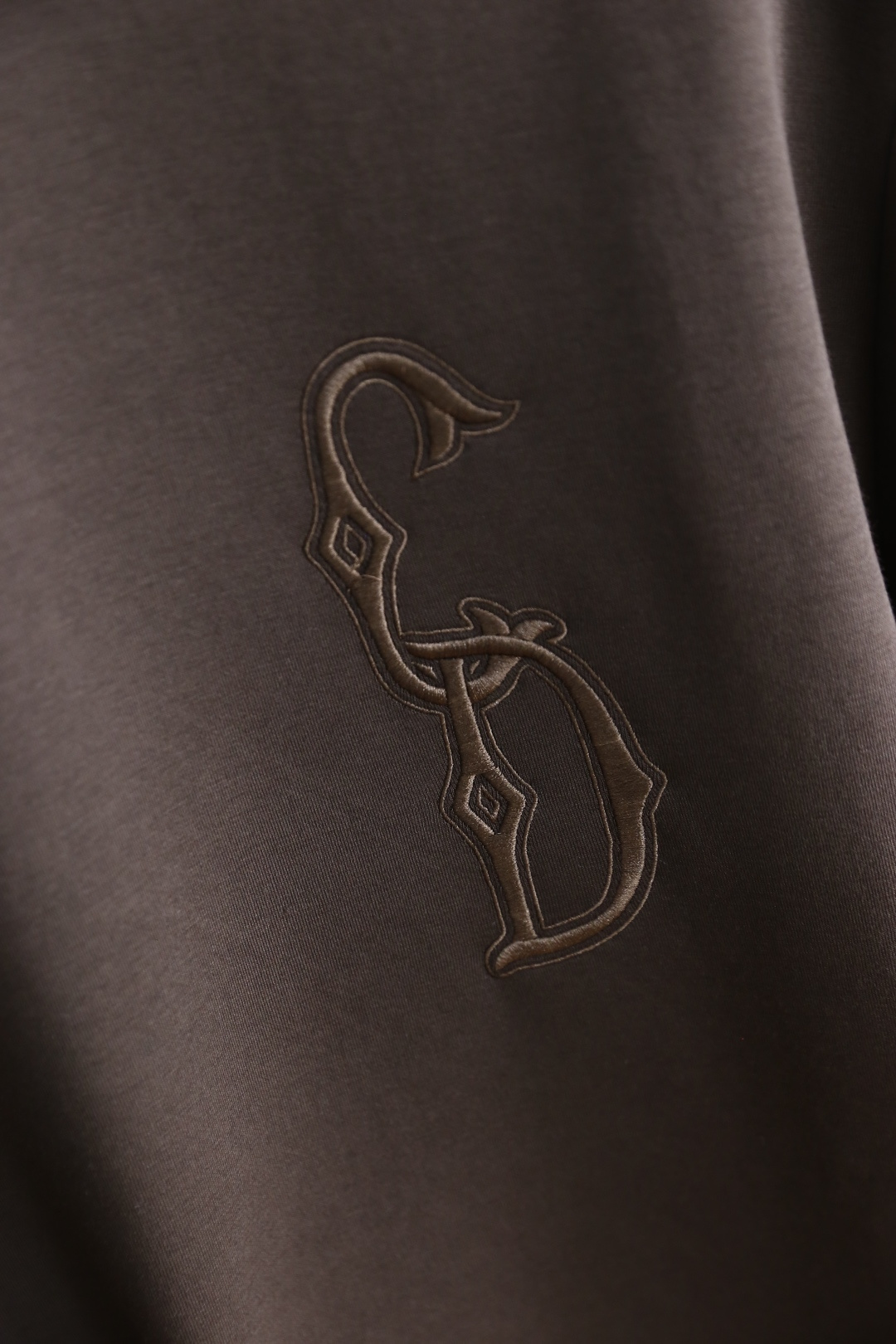 🔥迪奥/Christian D*or.2025秋季男士短袖👍🏼时尚经典圆领宽松版型设计！胸前品牌定制LO