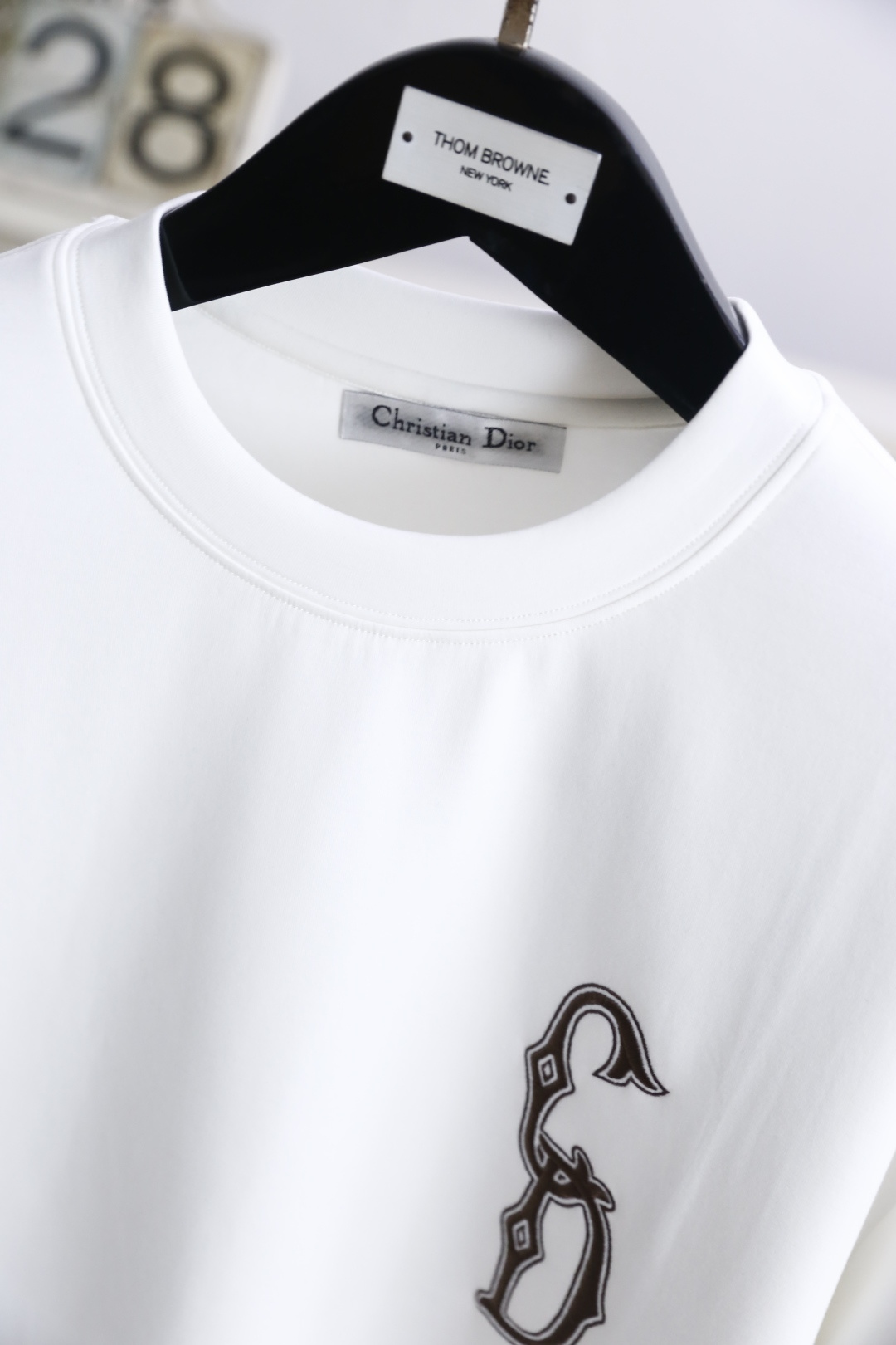 🔥迪奥/Christian D*or.2025秋季男士短袖👍🏼时尚经典圆领宽松版型设计！胸前品牌定制LO