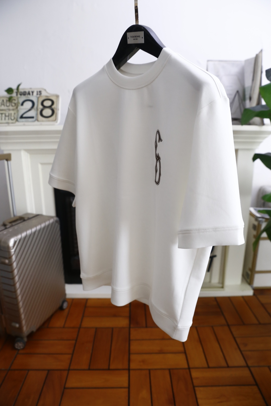 🔥迪奥/Christian D*or.2025秋季男士短袖👍🏼时尚经典圆领宽松版型设计！胸前品牌定制LO