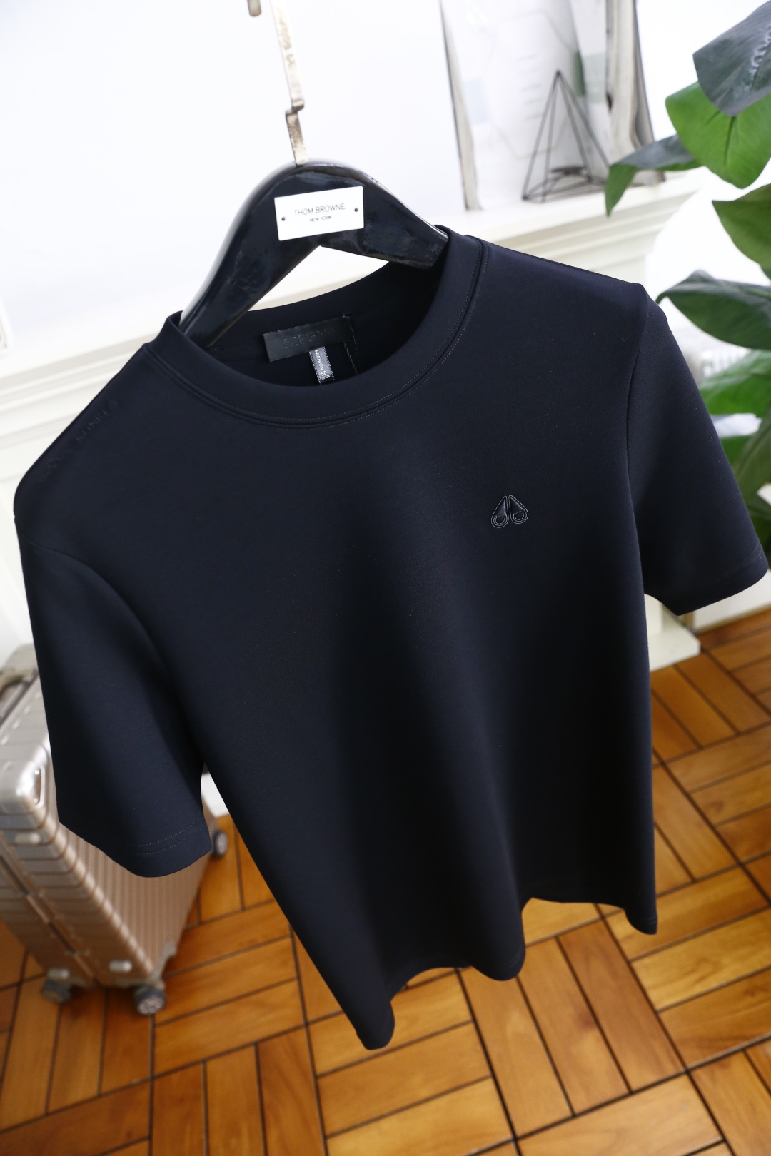 🔥杰尼亚.2025秋季新款！时尚男士圆领短袖🍃采用进口舒适莫代尔棉面料👍衣橱里不可或缺的百搭利器，市面罕