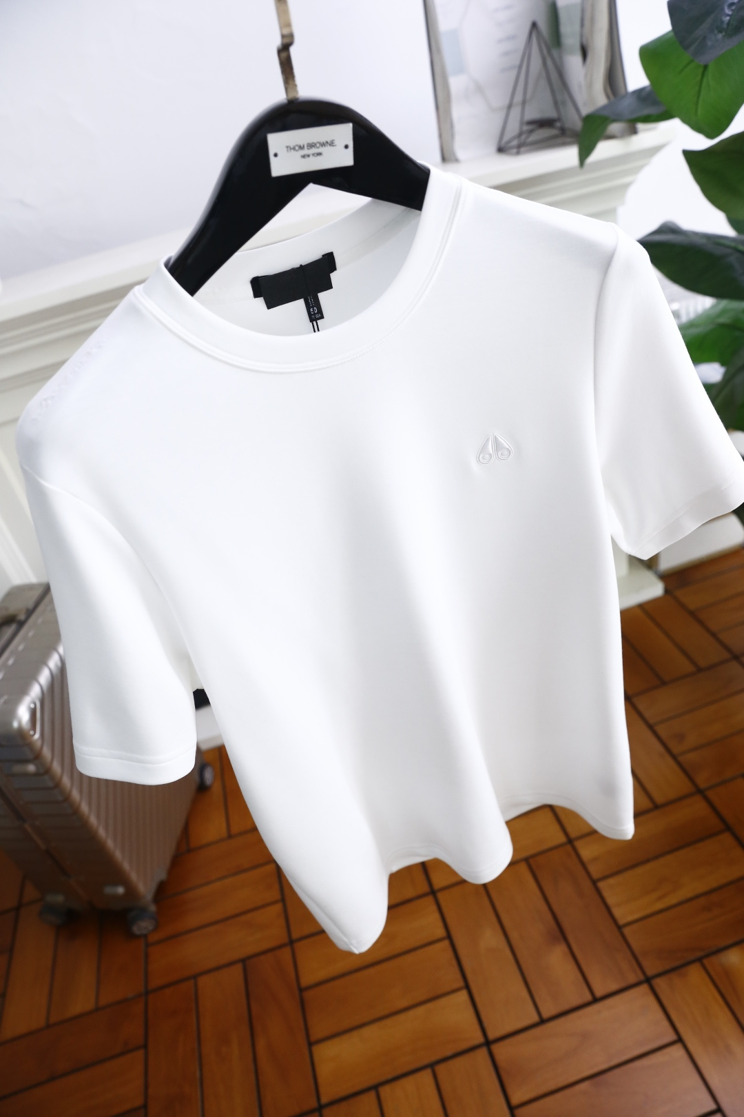 🔥杰尼亚.2025秋季新款！时尚男士圆领短袖🍃采用进口舒适莫代尔棉面料👍衣橱里不可或缺的百搭利器，市面罕