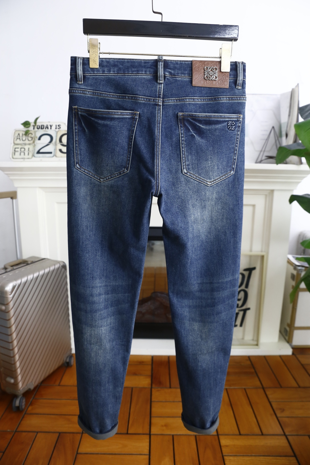 🔥罗意威.25秋季新品时尚男士牛仔裤👖采用客供水洗弹力牛仔裤！奢华经典品牌Logo设计！时尚潮流因此已成