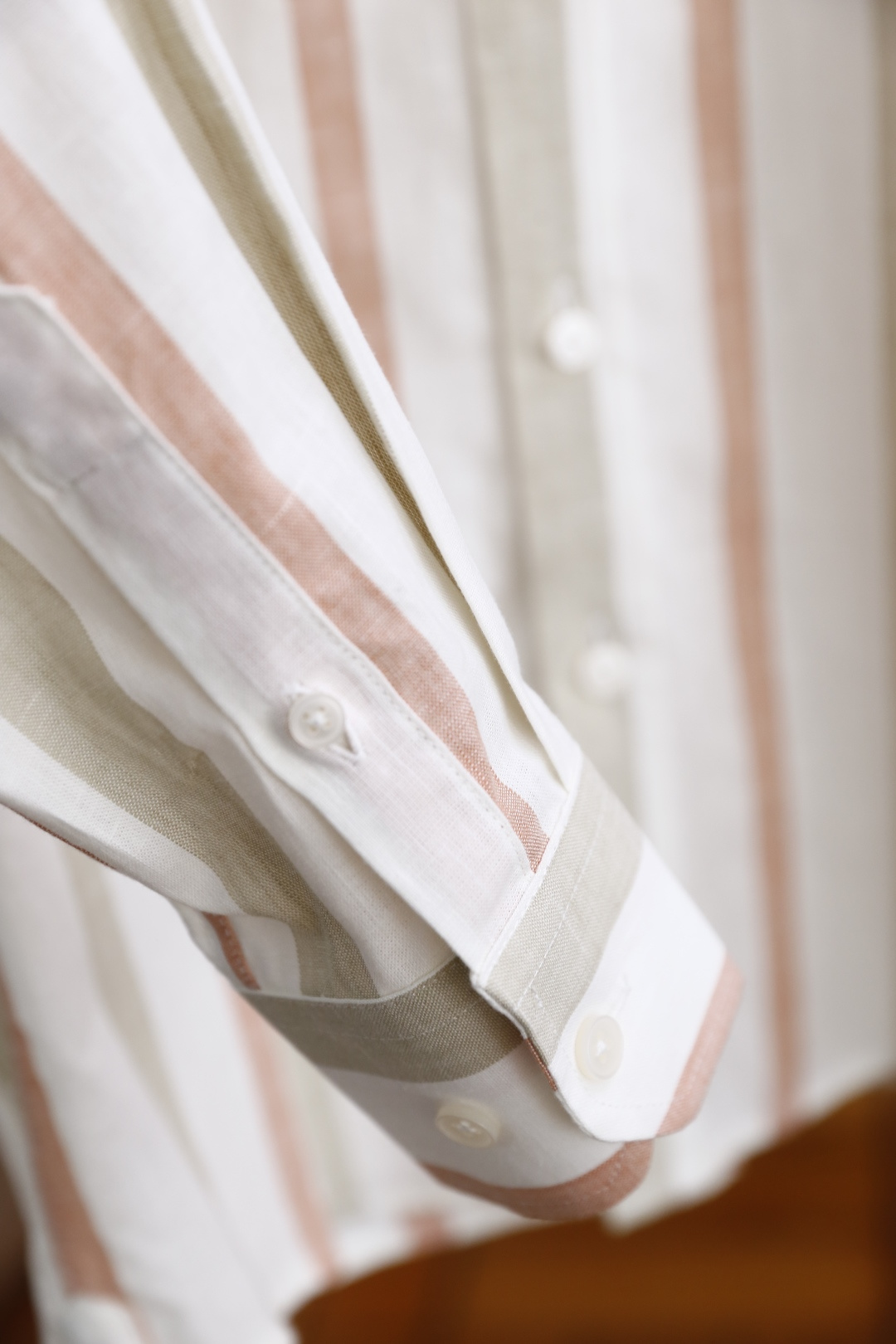 🔥爱马仕/Her*es.25秋季男士新品时尚经典条纹衬衫👔上身超帅！欧洲专柜同款单品，随意百搭！奢华经典