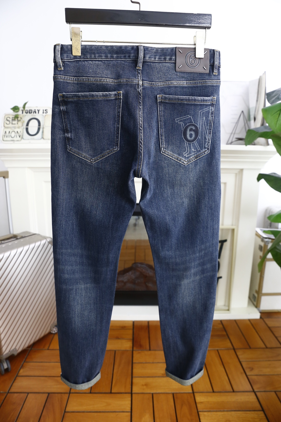 🔥马丁马吉拉.2025秋季新品原单高端男士牛仔裤！奢华经典品牌🔢LOGO配饰 身穿着非常舒适 低调不失奢