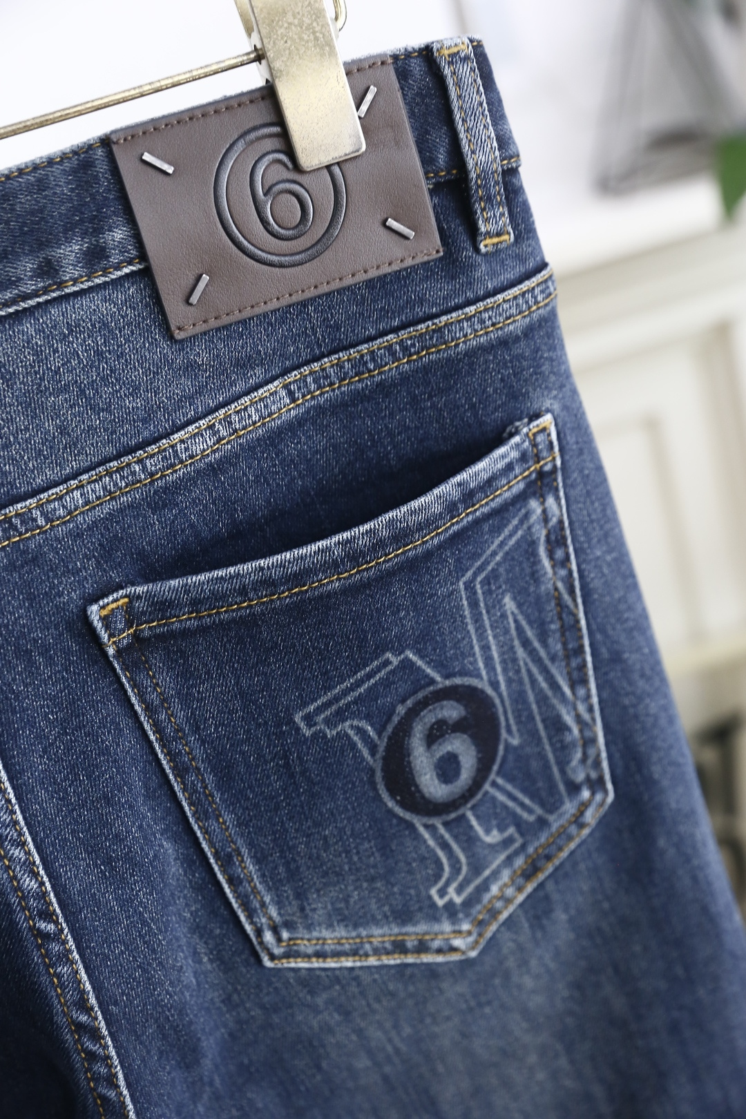 🔥马丁马吉拉.2025秋季新品原单高端男士牛仔裤！奢华经典品牌🔢LOGO配饰 身穿着非常舒适 低调不失奢