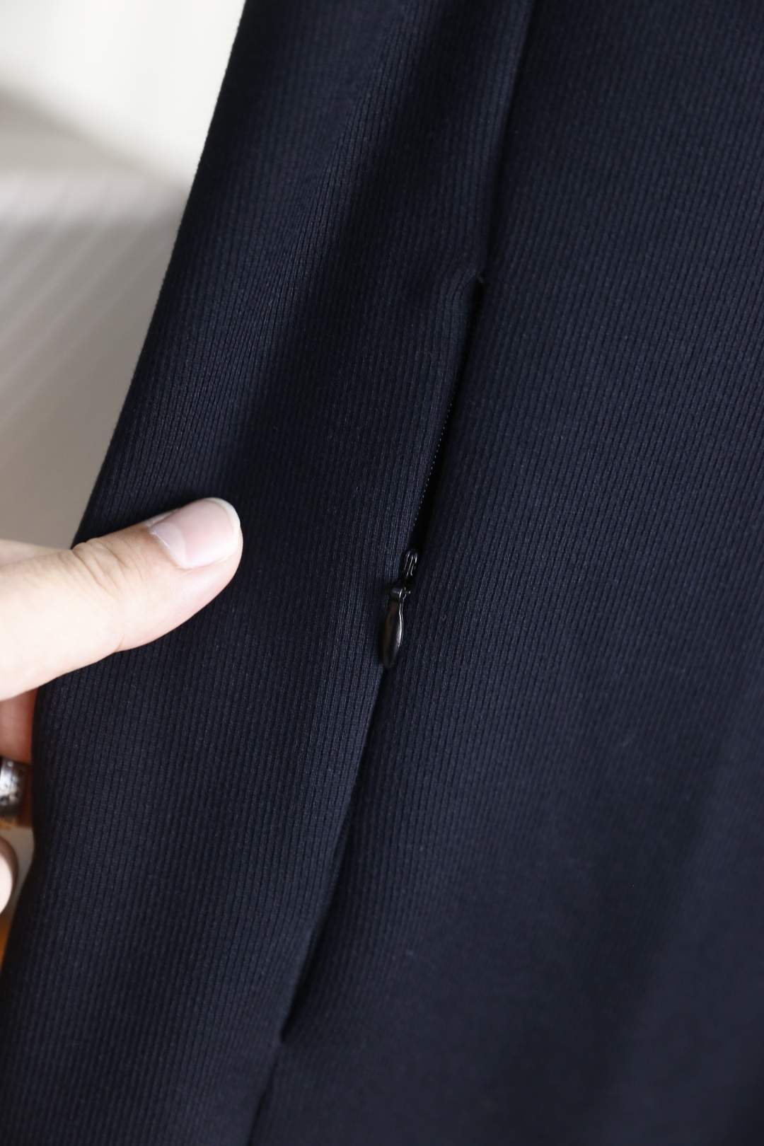 🔥罗意威.2025秋季新品！时尚男士薄款马甲👍简约时尚又不失细节感一款，奢华经典定制LOGO设计！每一处